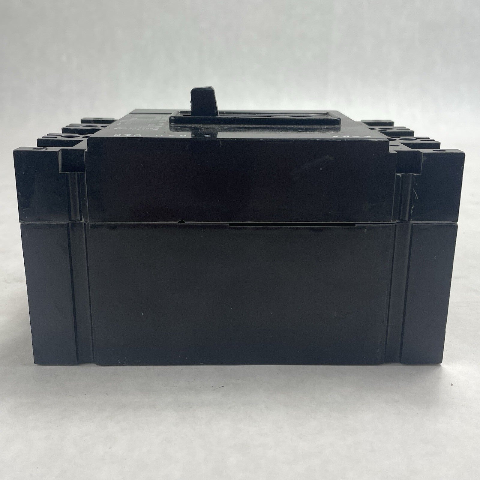 Westinghouse Circuit Breaker FB3040L 3-Pole 40A 600VAC Untested4