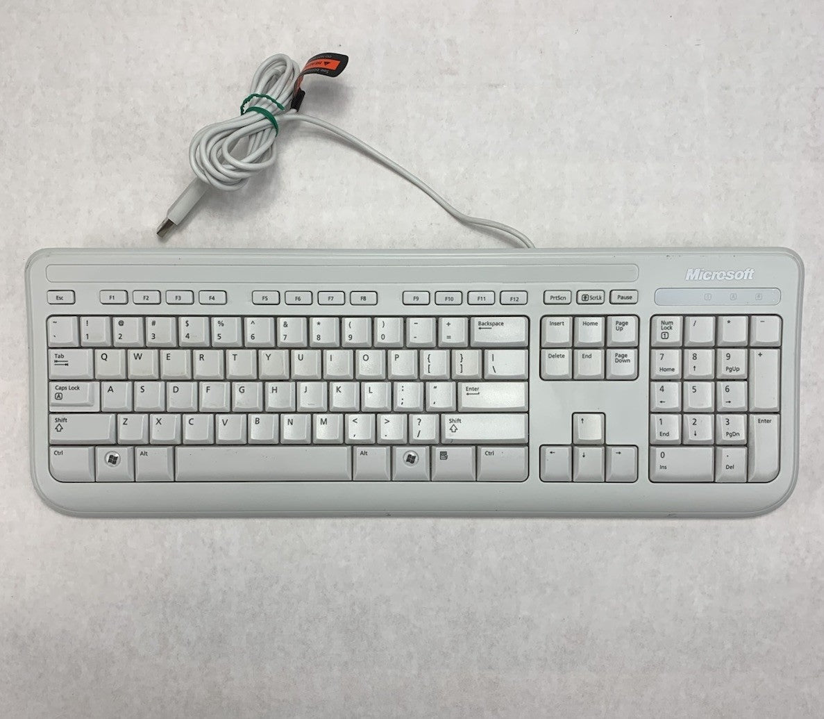 Microsoft 1366 Wired Keyboard 400 v1.0 USB-Wired Keyboard5
