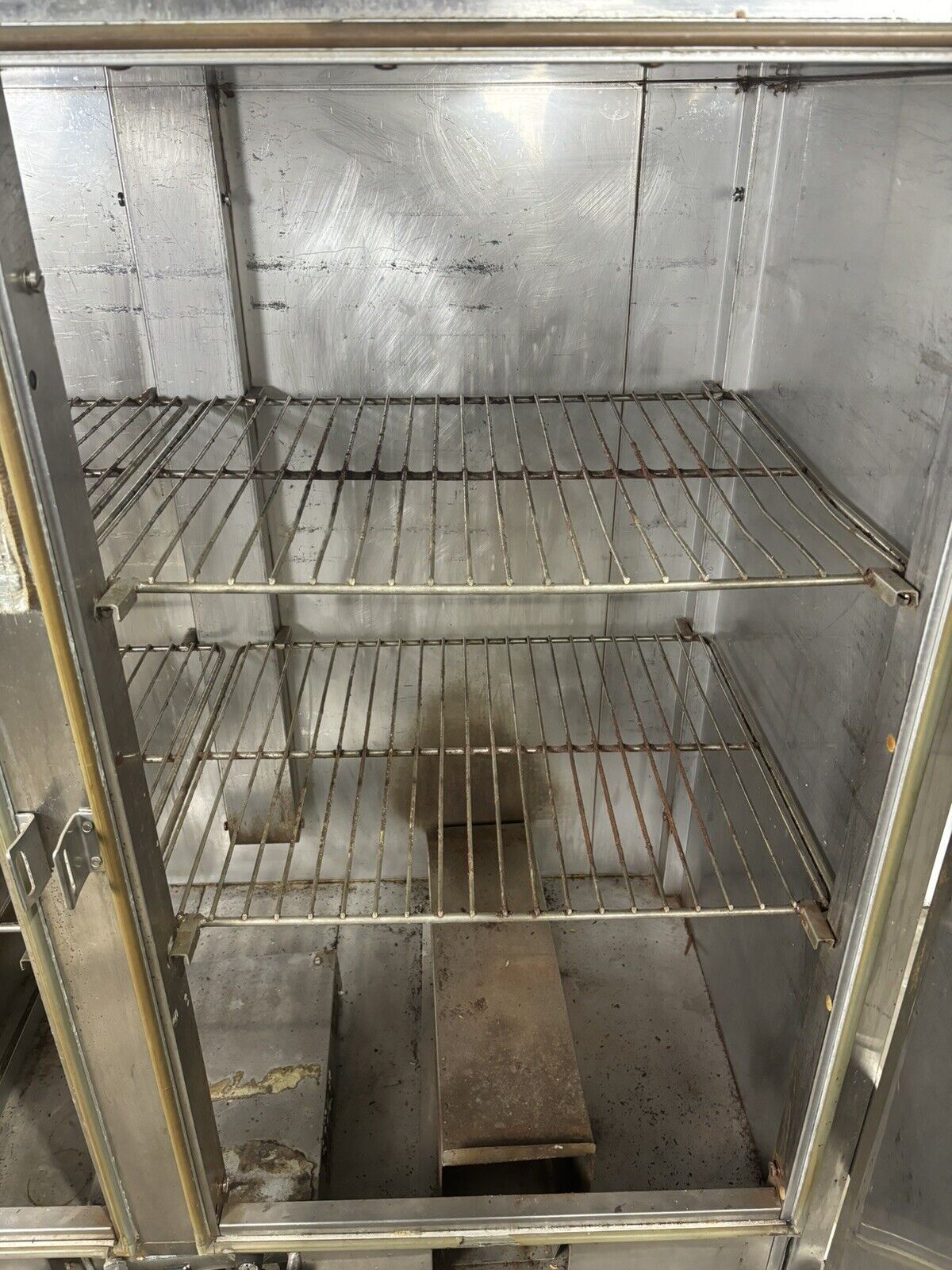Carter Hoffmann BB1000 FH90 Warming Heated Banquet Cart Cabinet 120V 13.7A 1650W