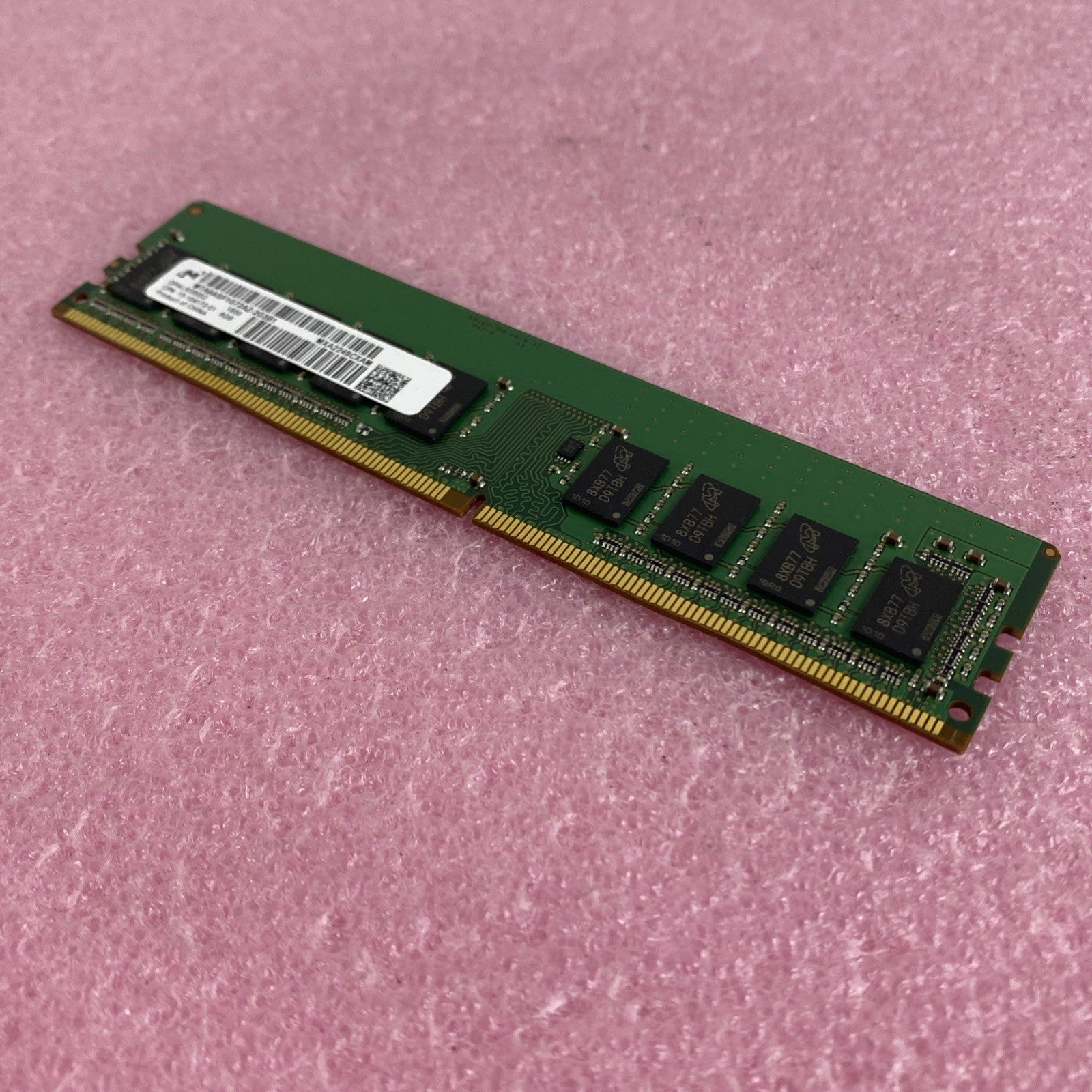 Micron MTA9ASF1G72AZ-2G3B1 DDR4 Server Ram0