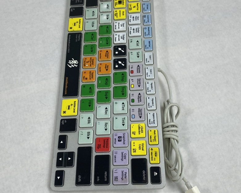 Apple A1242 Motibodoboard V2.00LR Adobe Lightroom keyboard