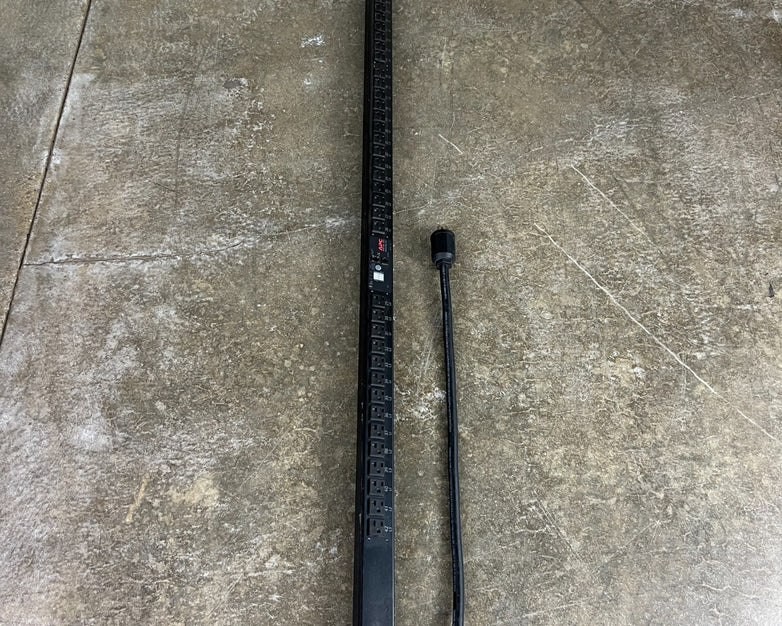 APC AP7862 Metered Server Rack PDU 120/208V 16A 42 Outlets