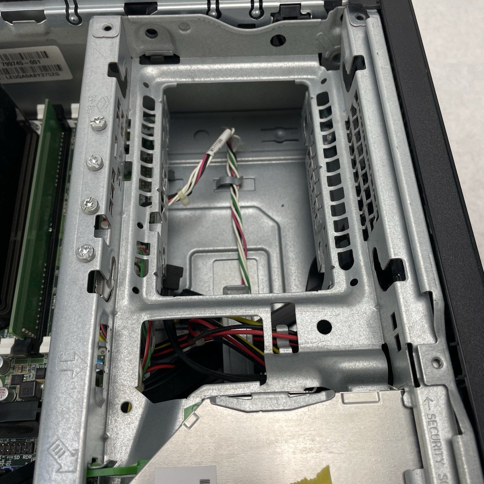 HP EliteDesk 800 G2 SFF i5-6500 3.20 GHz 8 GB RAM No SSD/OS10