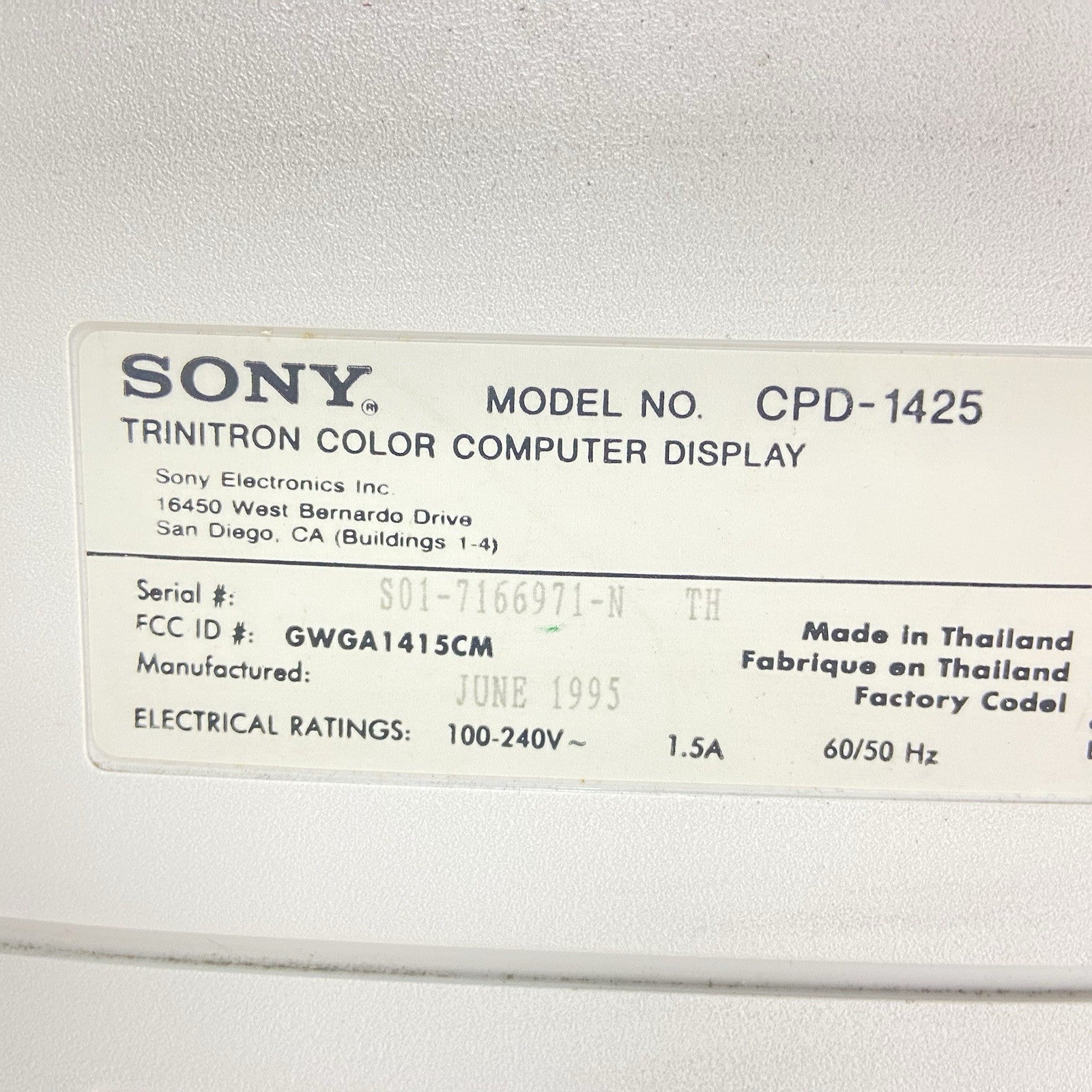 Sony Trinitron Color Monitor CPD-1425 Vintage Gaming CRT Display