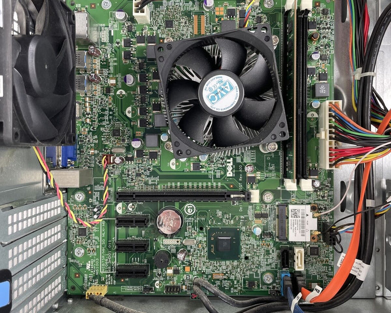 Dell Vostro 270 MT Intel Core i3-3220 3.3GHz 4GB RAM No HDD No OS