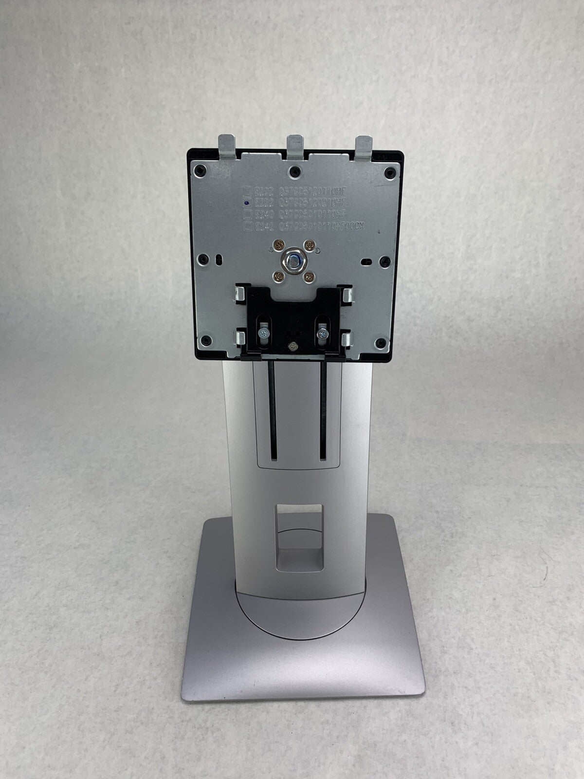 HP E222 Monitor Stand Q37G05120210HF