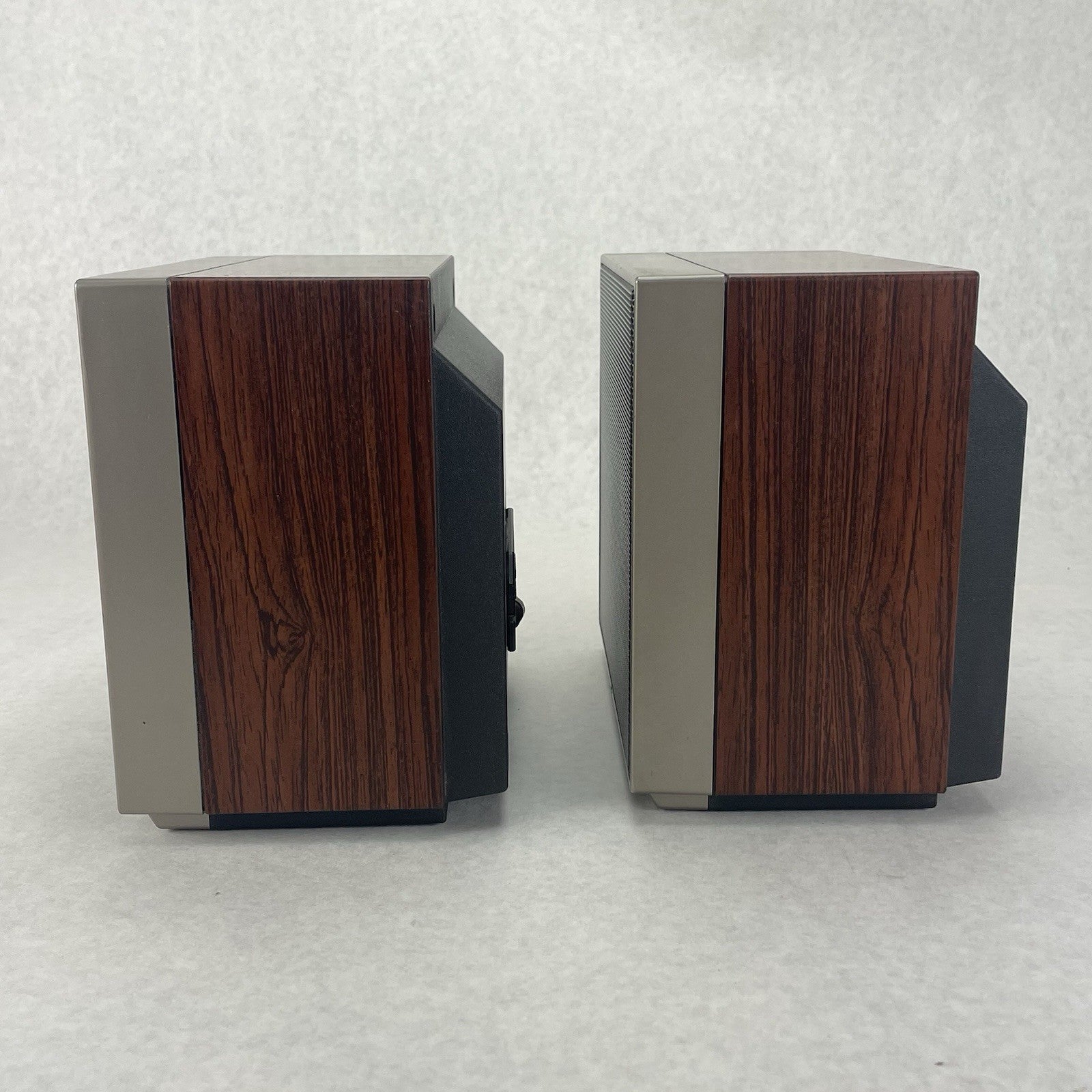 General Electric 7-4992A Right and Left Speaker4