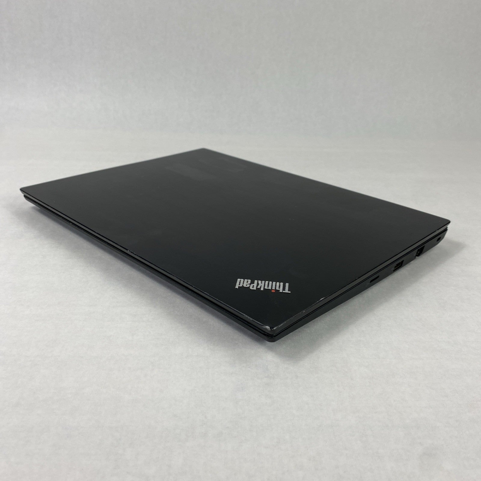 Lenovo ThinkPad E480 Intel Core i5-8250U 1.60 GHz 8GB RAM 14" No HDD No OS