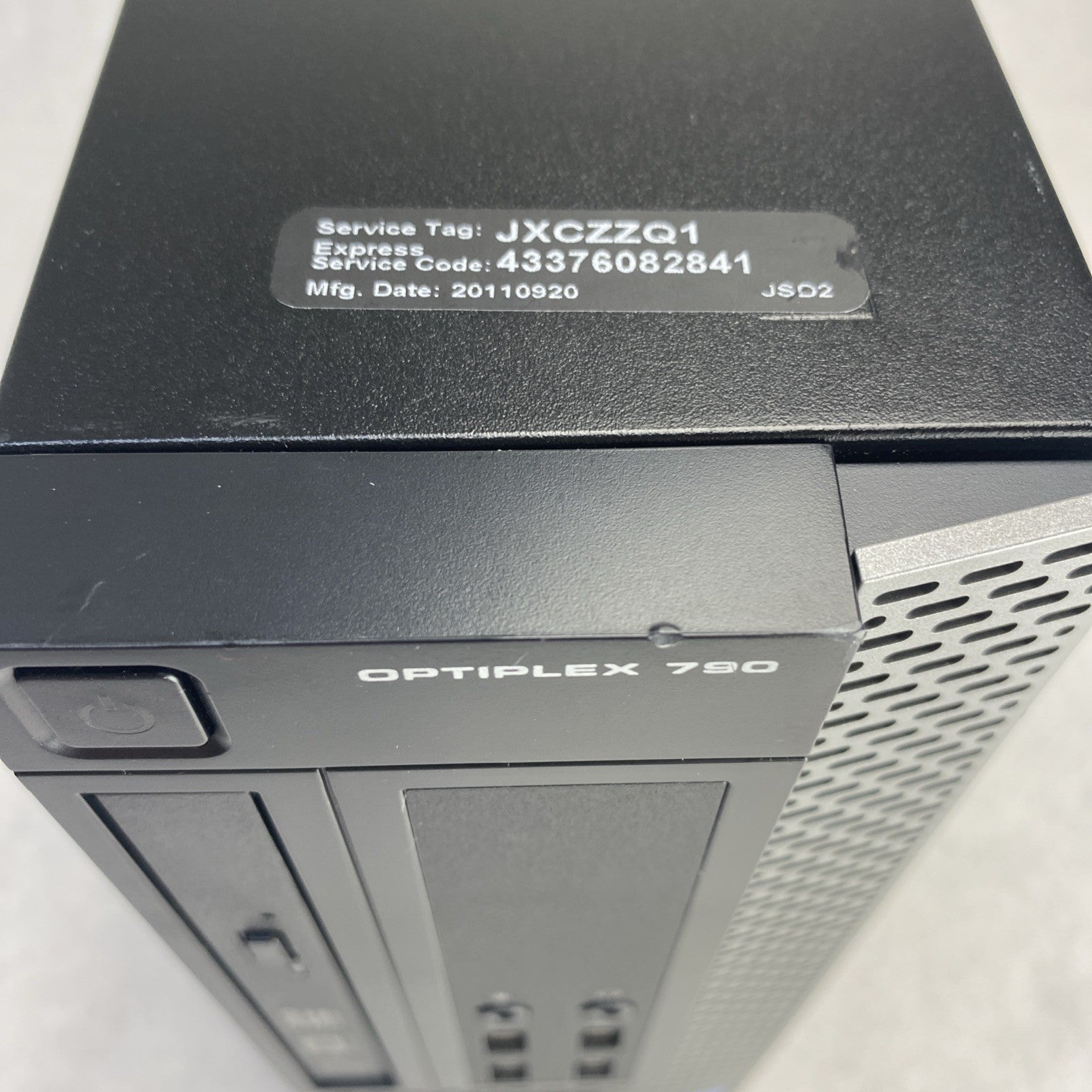 Dell OptiPlex 790 SFF Intel Core i3-2100 3.10GHz 4GB RAM DVDRW No HDD No OS