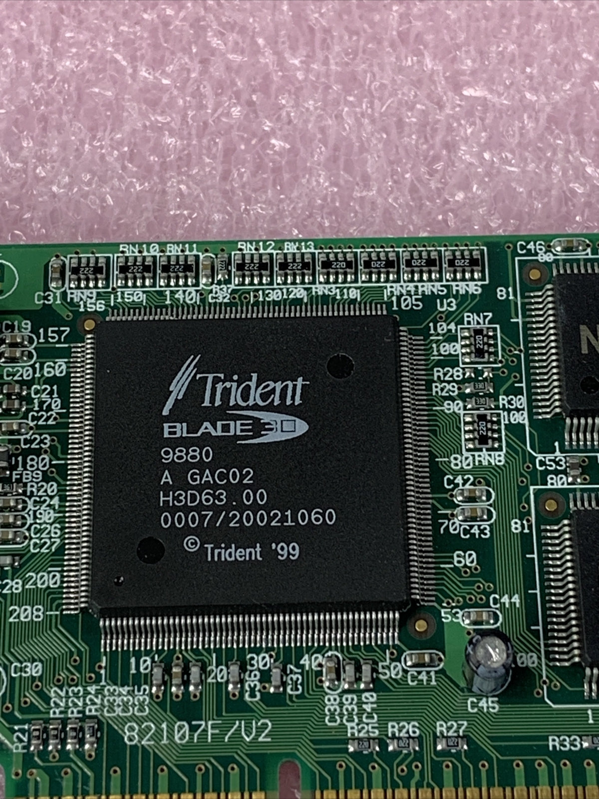 Jaton JTNMC VCTR82107AGP Video-107AGP-3D Trident 9880 8MB AGP Video PC VGA Card
