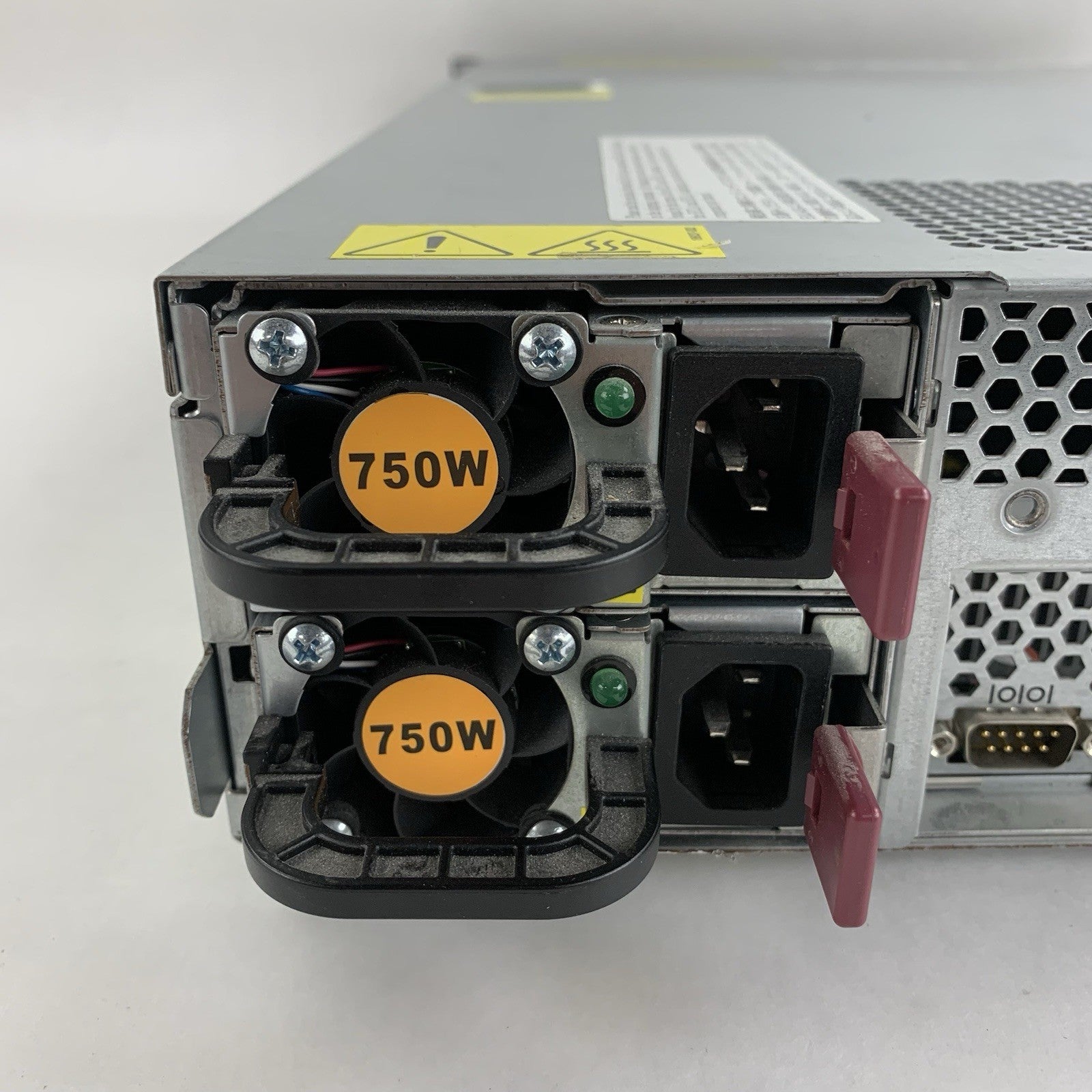HP StorageWorks P4500 G2 Server 1x Xeon E5520 2.26GHz 8GB RAM No HDD/OS6