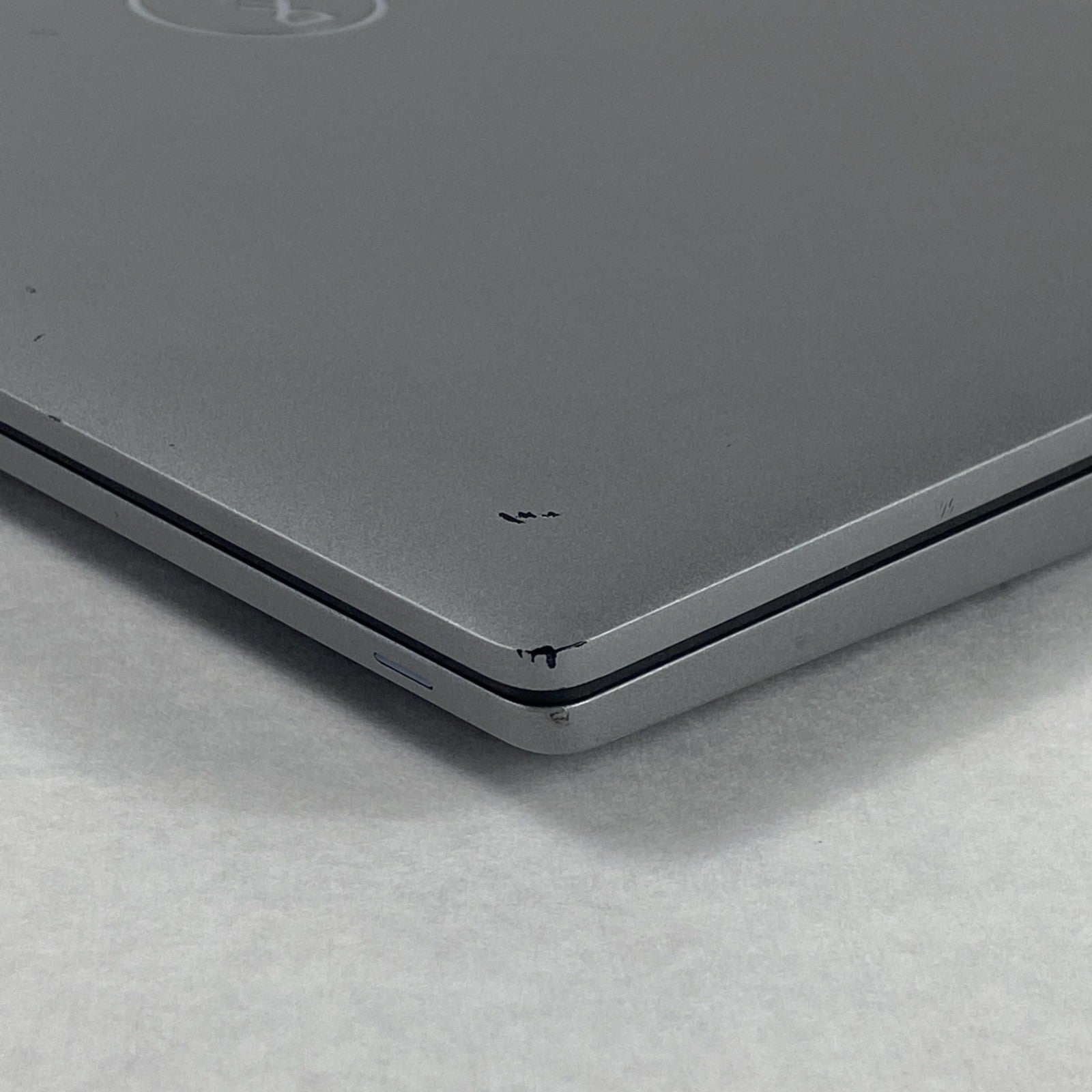 Dell Latitude 5520 Intel Core i5-1145G7 2.60 GHz 16 GB RAM 15.6" No SSD No OS
