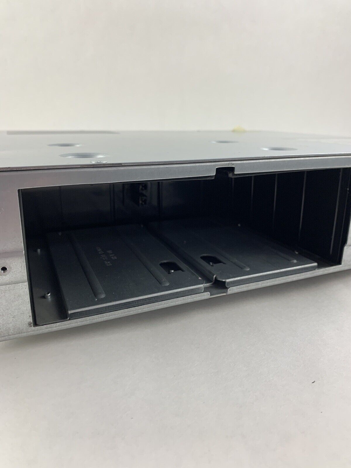 APC SMT750RM2U Smart UPS 750 Battery Backup No Battery Tested