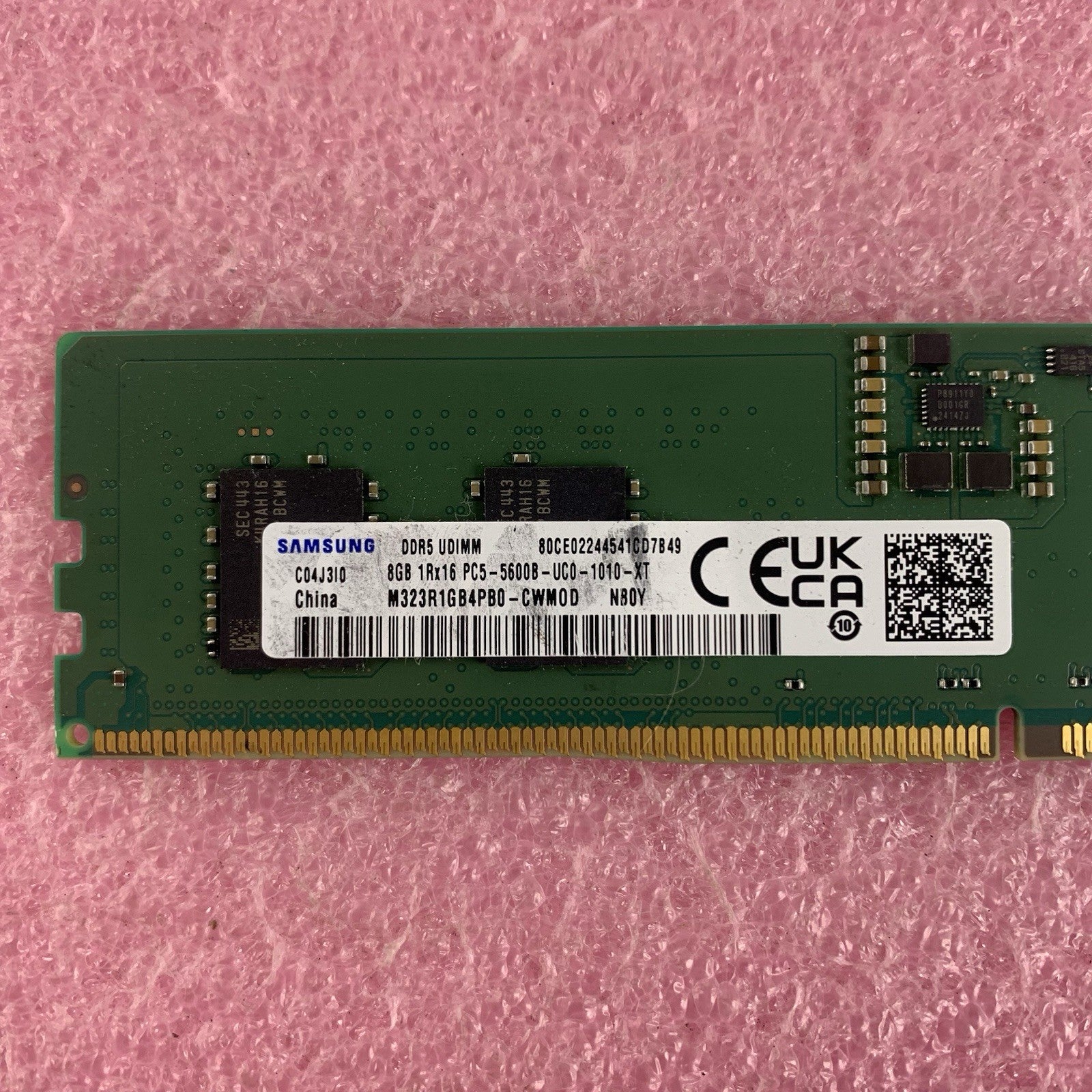 Samsung  M323R1GB4PB0-CWM0D 8 GB DDR5-5600B DIMM Desktop Memory Ram2