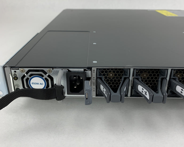 Cisco UCS-FI-6332 32-Port 40GbE Fabric Interconnect Switch Tested Reset
