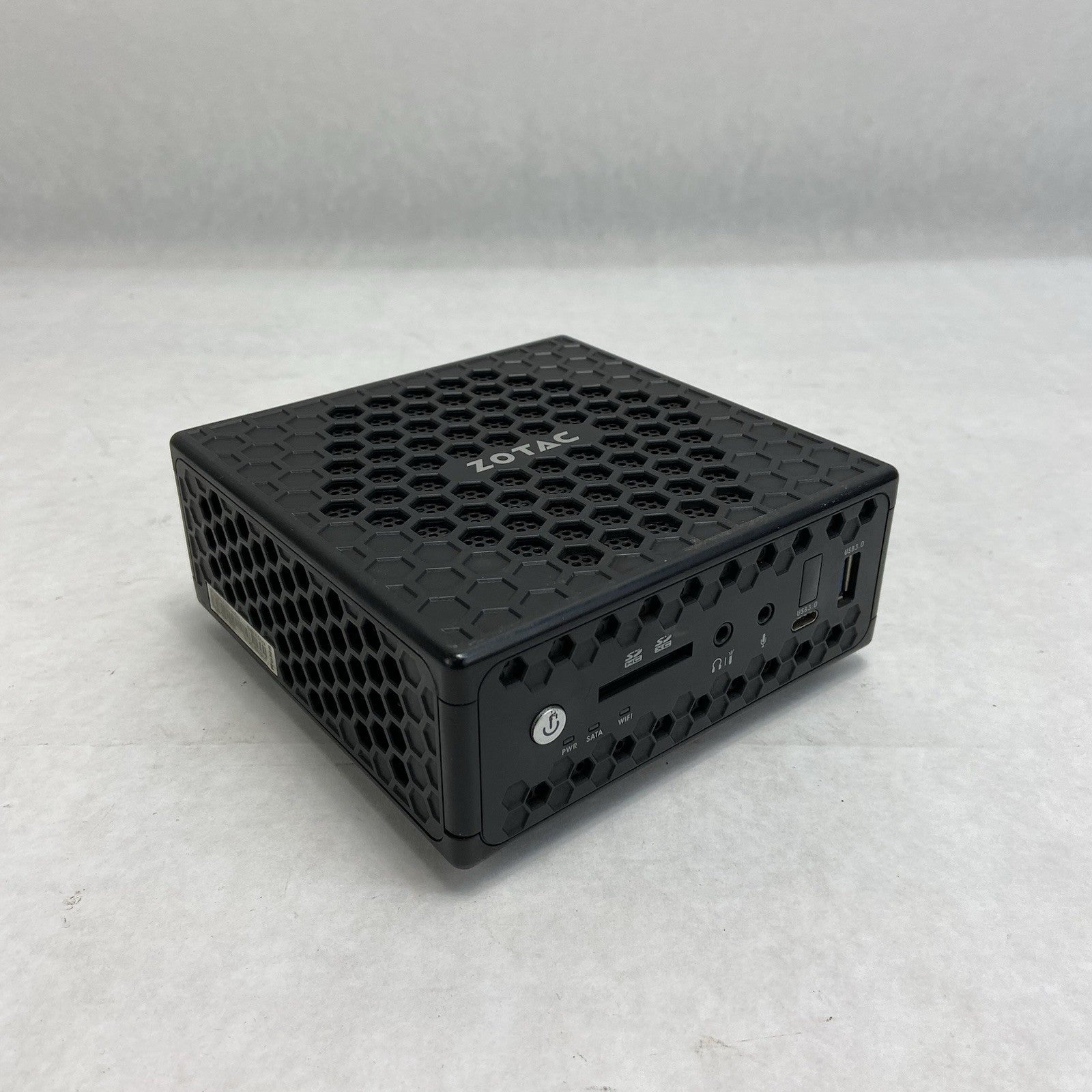 ZOTAC Zbox-C1323NANO Mini PC Intel Celeron N3150 1.6GHz 8GB RAM No AC/HDD/OS0