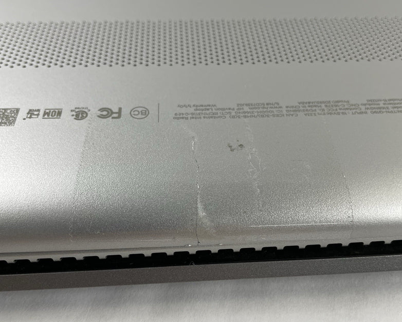 HP Pavilion 15-cc123cl 15.6" i5-8250U 1.60 GHz 8GB RAM No SSD No OS - Bad Bottom