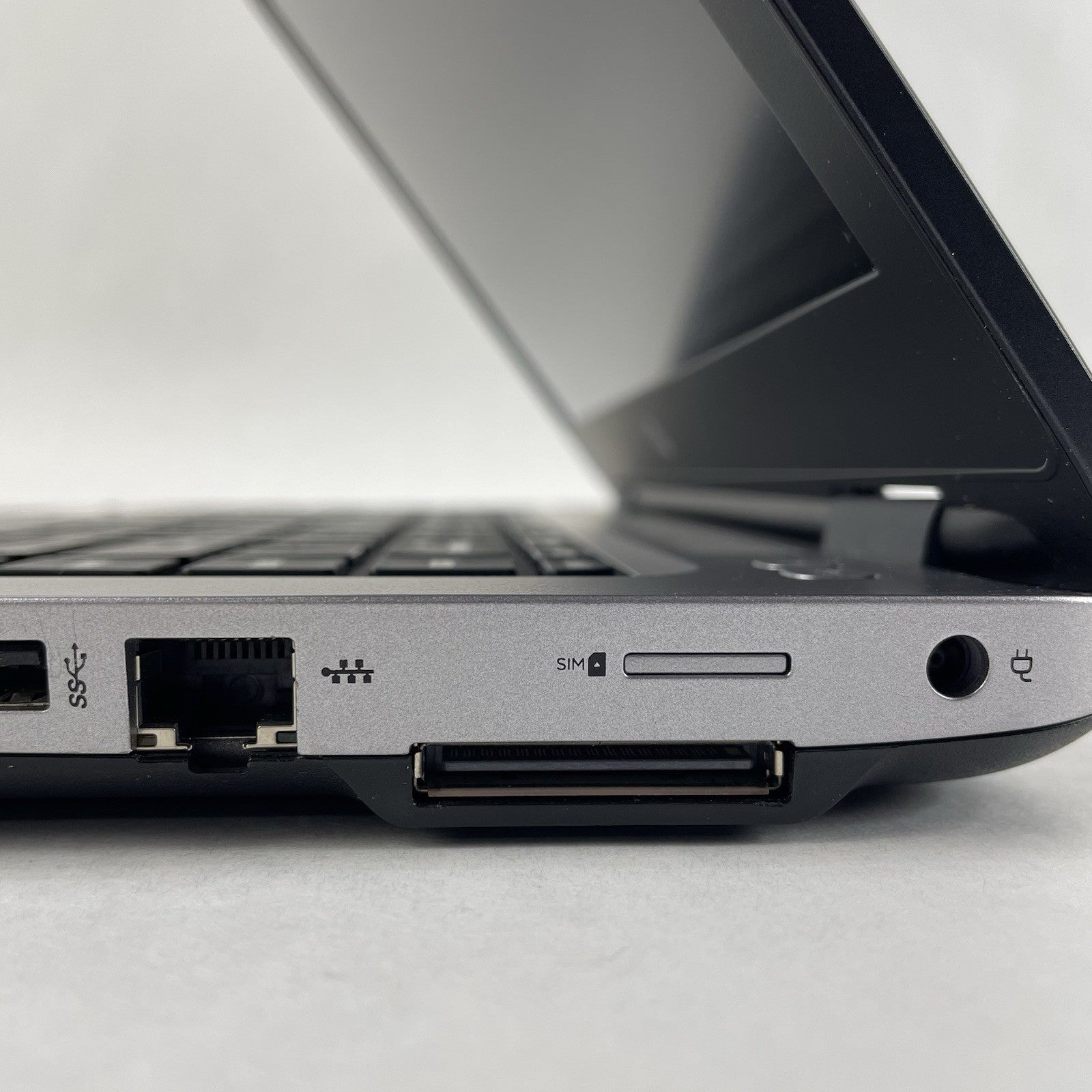 HP ProBook 640 G3 14" i5-7200U 2.50 GHz 8 GB RAM No SSD/OS/AC/Battery7