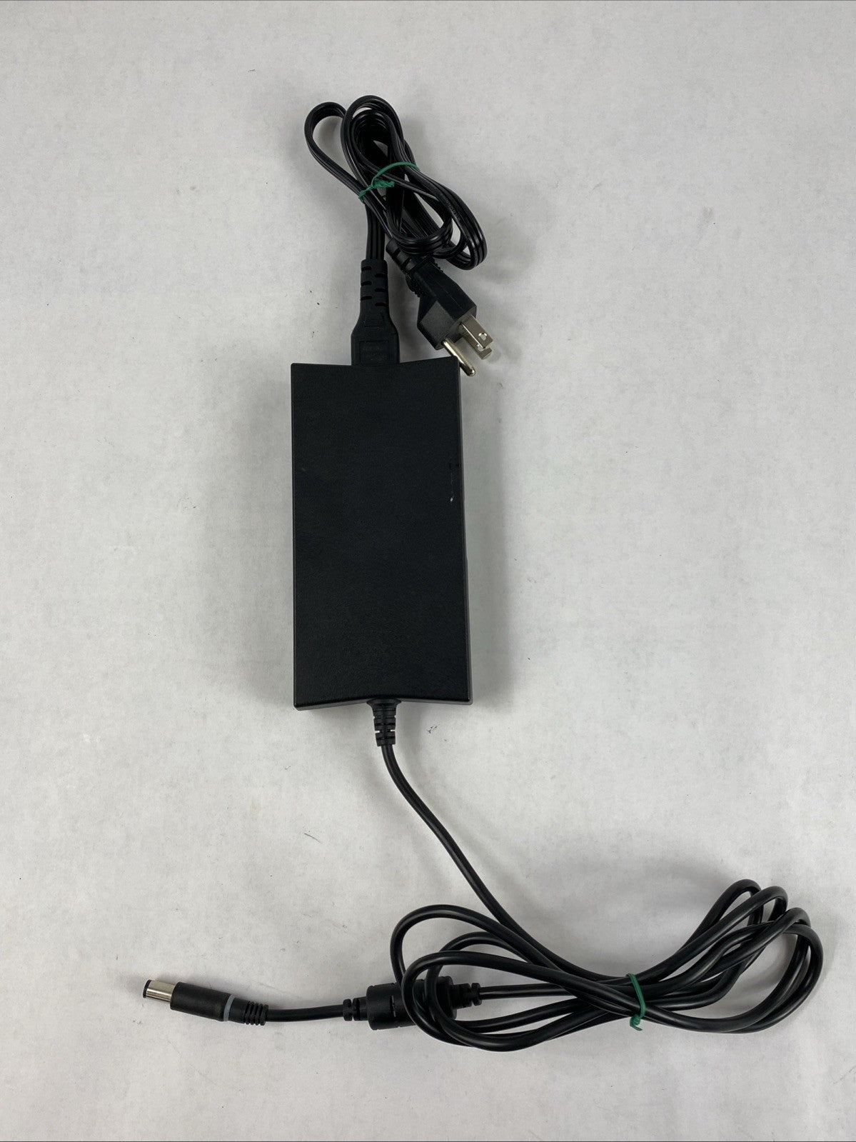 Dell LA130PM190 AC Adapter Power Charger 19.5V 6.7A 130W 7.4mm Lot of 32