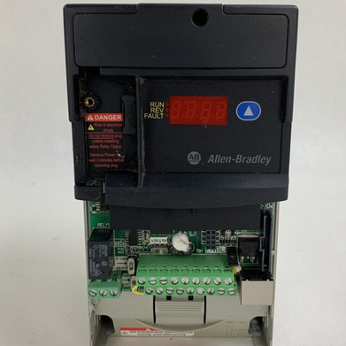 Allen Bradley 22D-D1P4N104 PowerFlex 40P AC Drive 0.4W/0.5 380-480V - Untested