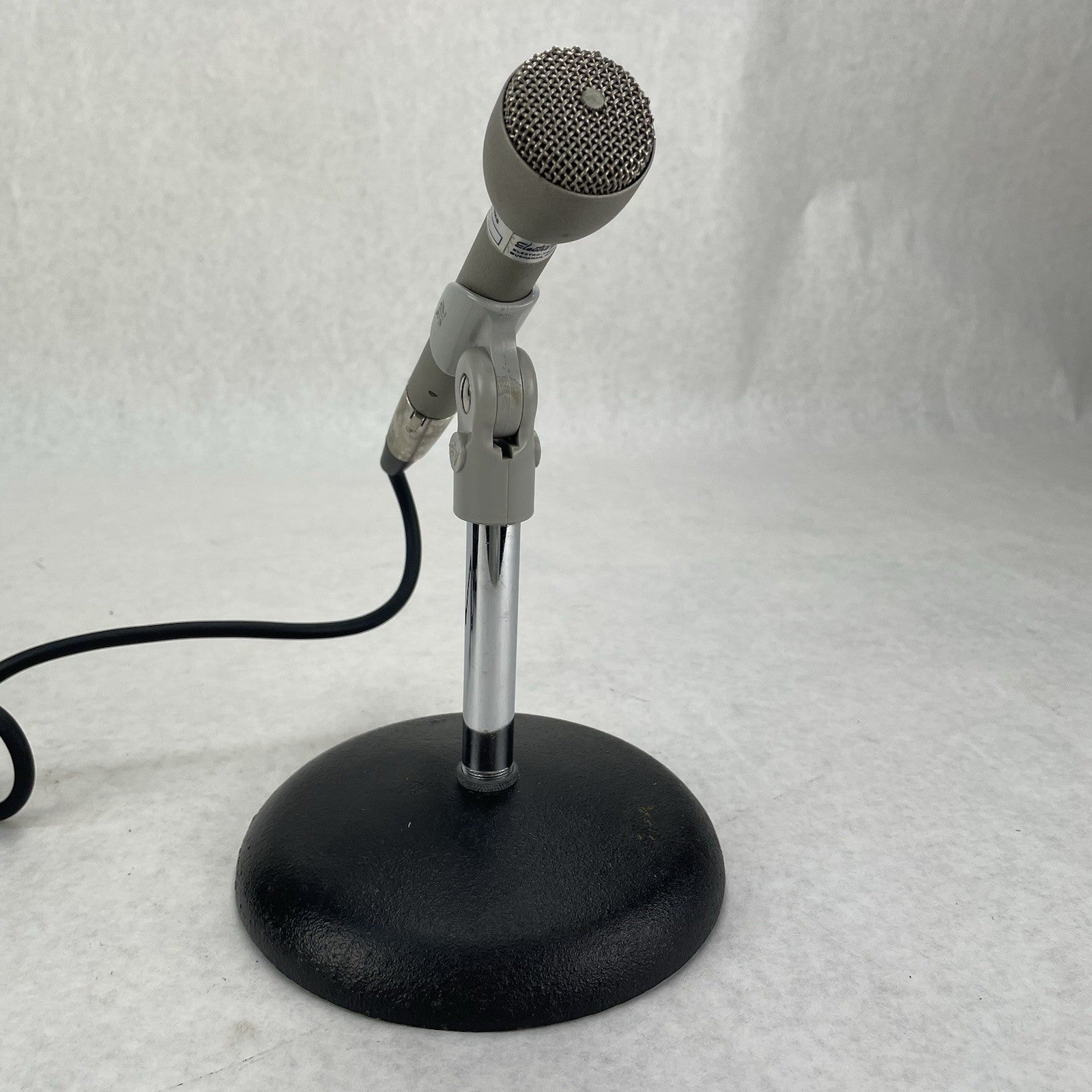 Electro Voice 635A Dynamic Omni-Directional Microphone Tested With Stand And Cor1
