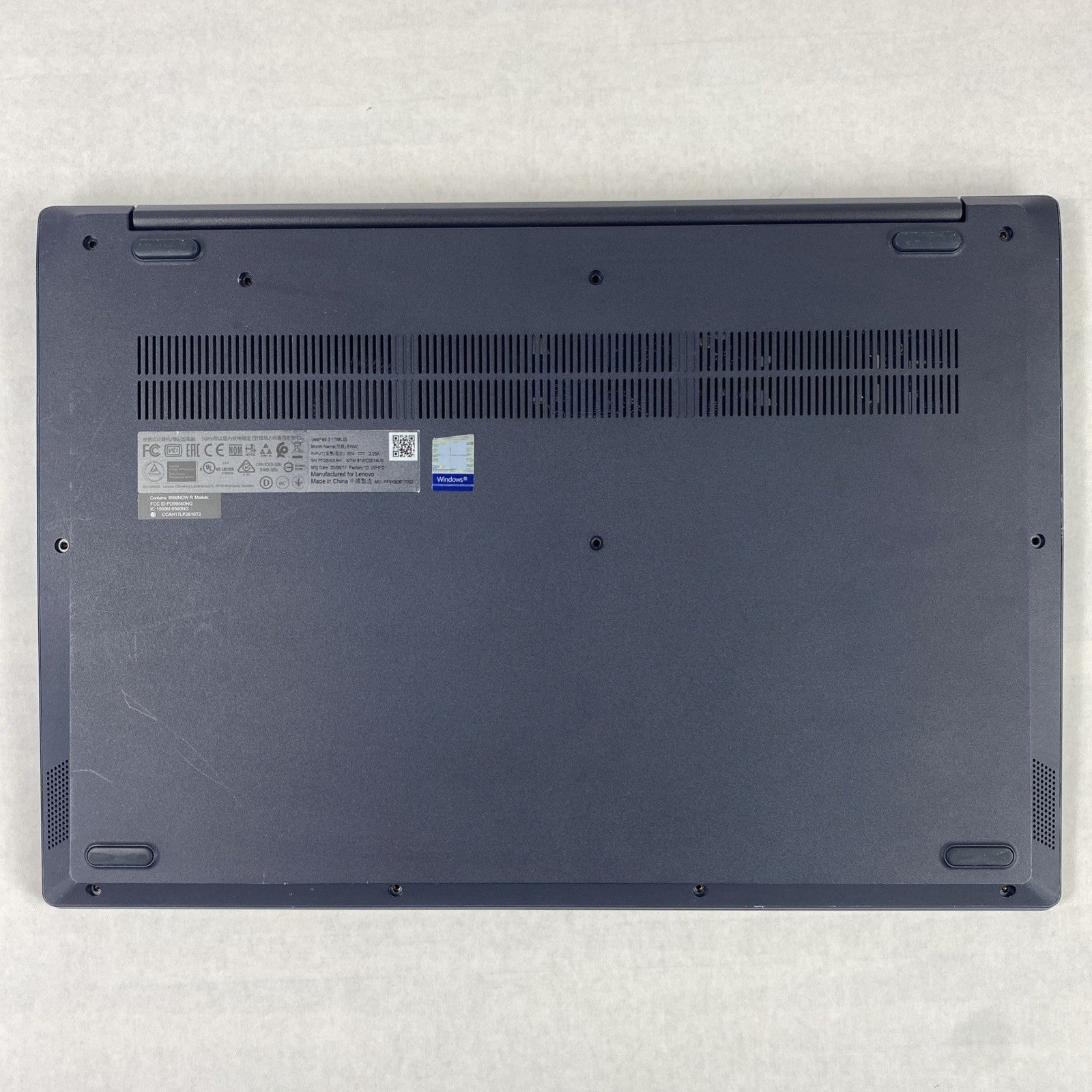 Lenovo IdeaPad 3 17IML05 Core i5-10210U 1.60 GHz 8 GB RAM 17.3" No HDD No OS