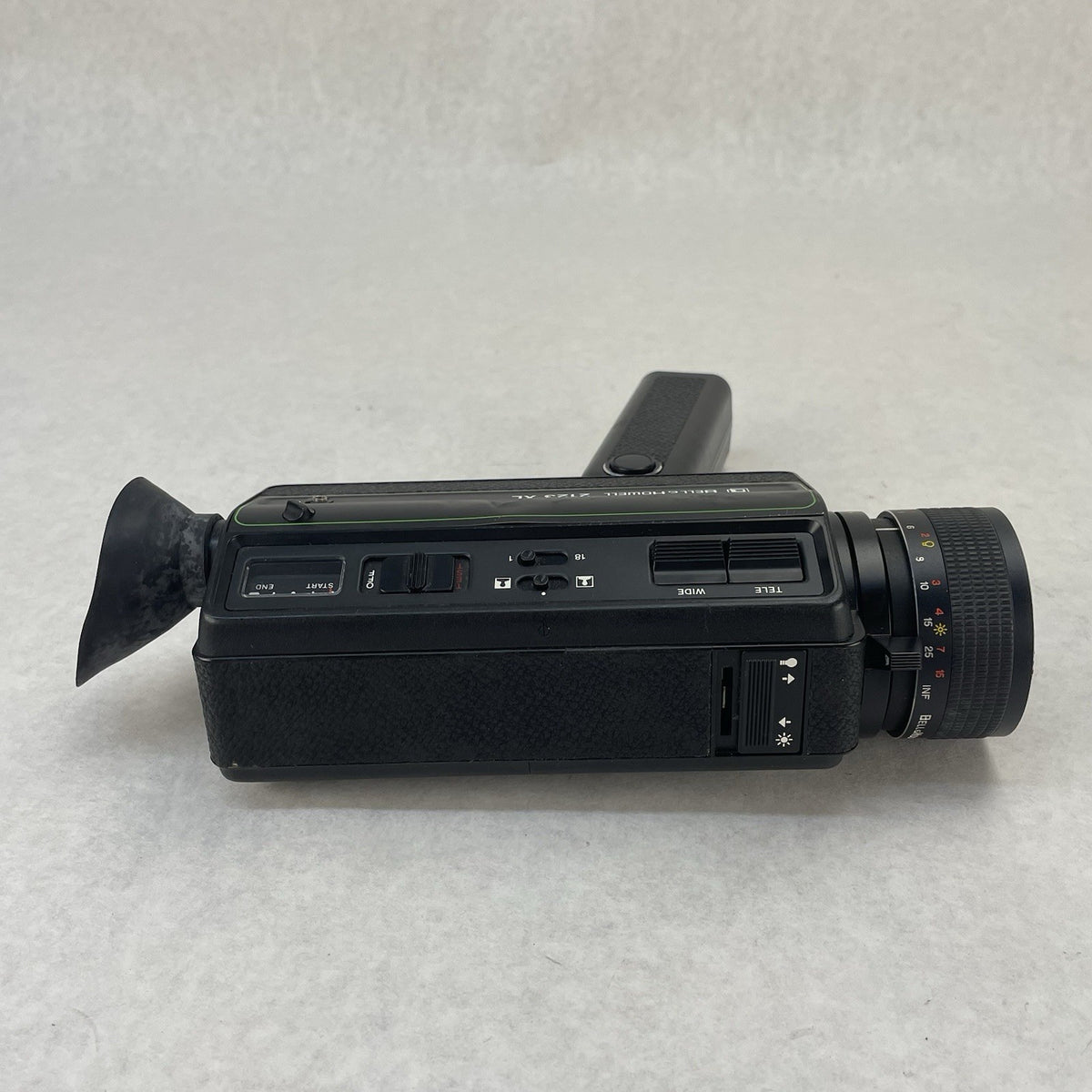 Bell & Howell  2123F Super 8 Hand Cam No Film - For Parts or Repair6