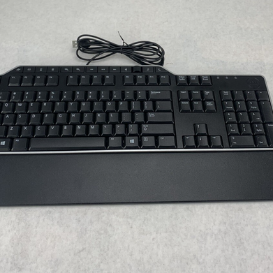 Dell KB522p1 Wired Keyboard w/ Palm Rest