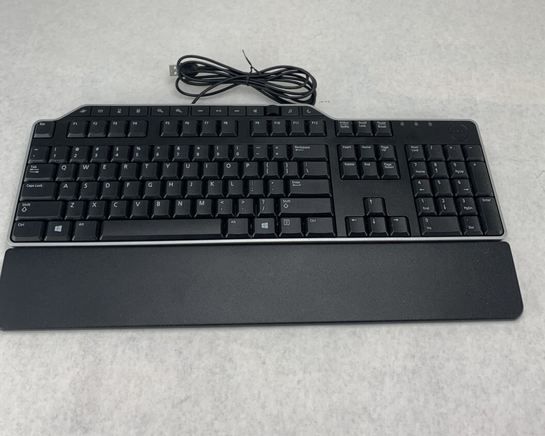 Dell KB522p1 Wired Keyboard w/ Palm Rest