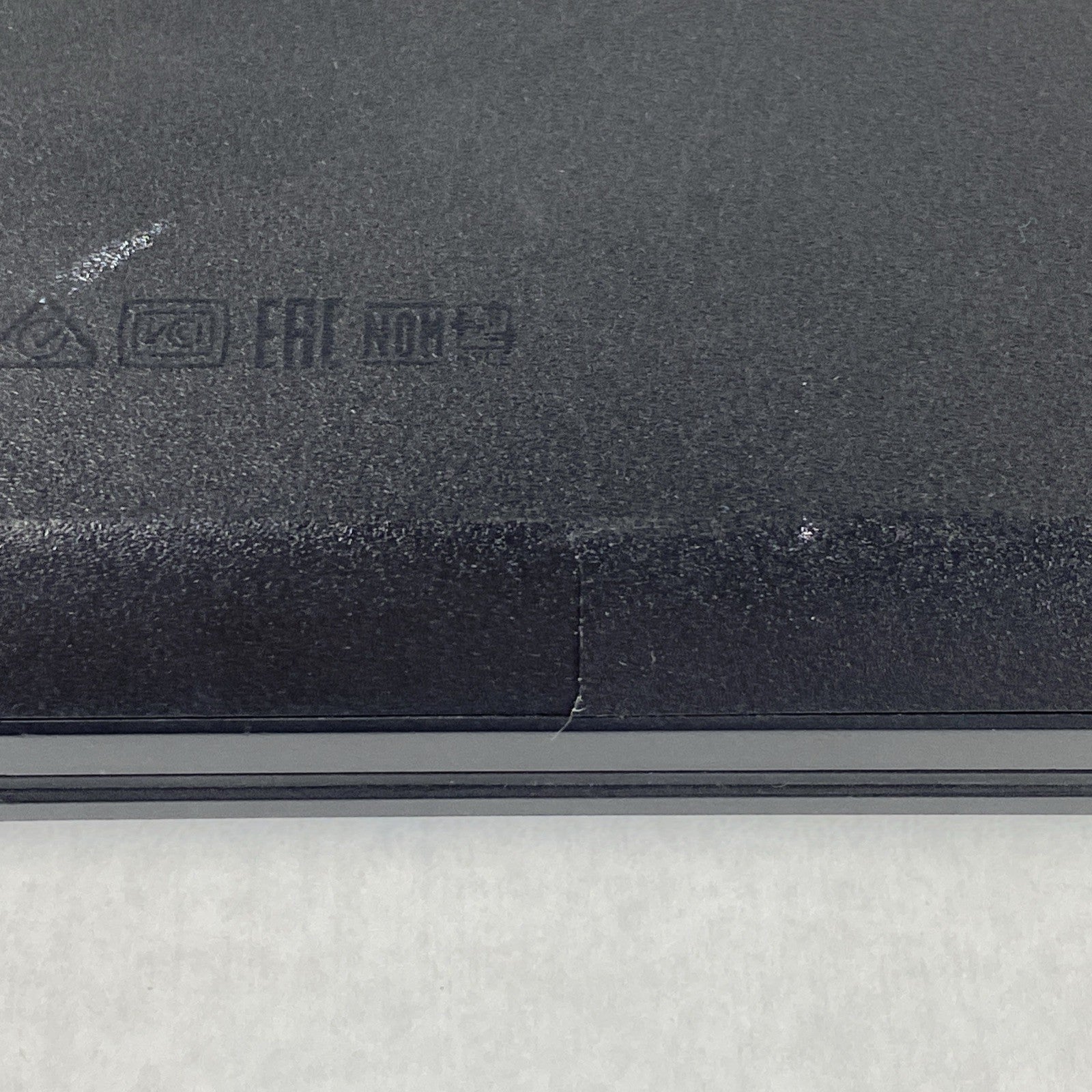 Dell Latitude E5570 Intel Core i5-6300U 2.4GHz 8GB RAM 15.6" No HDD No OS