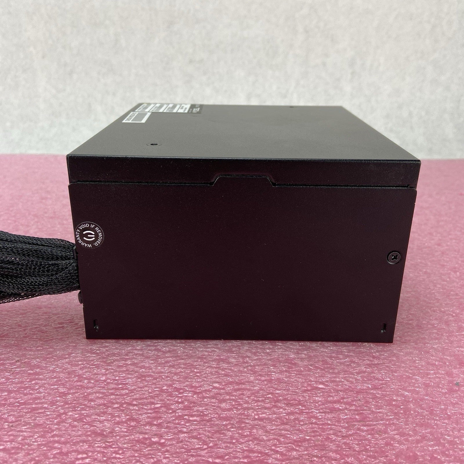 EVGA 100-N1-0750 700W Switching Power Supply 3