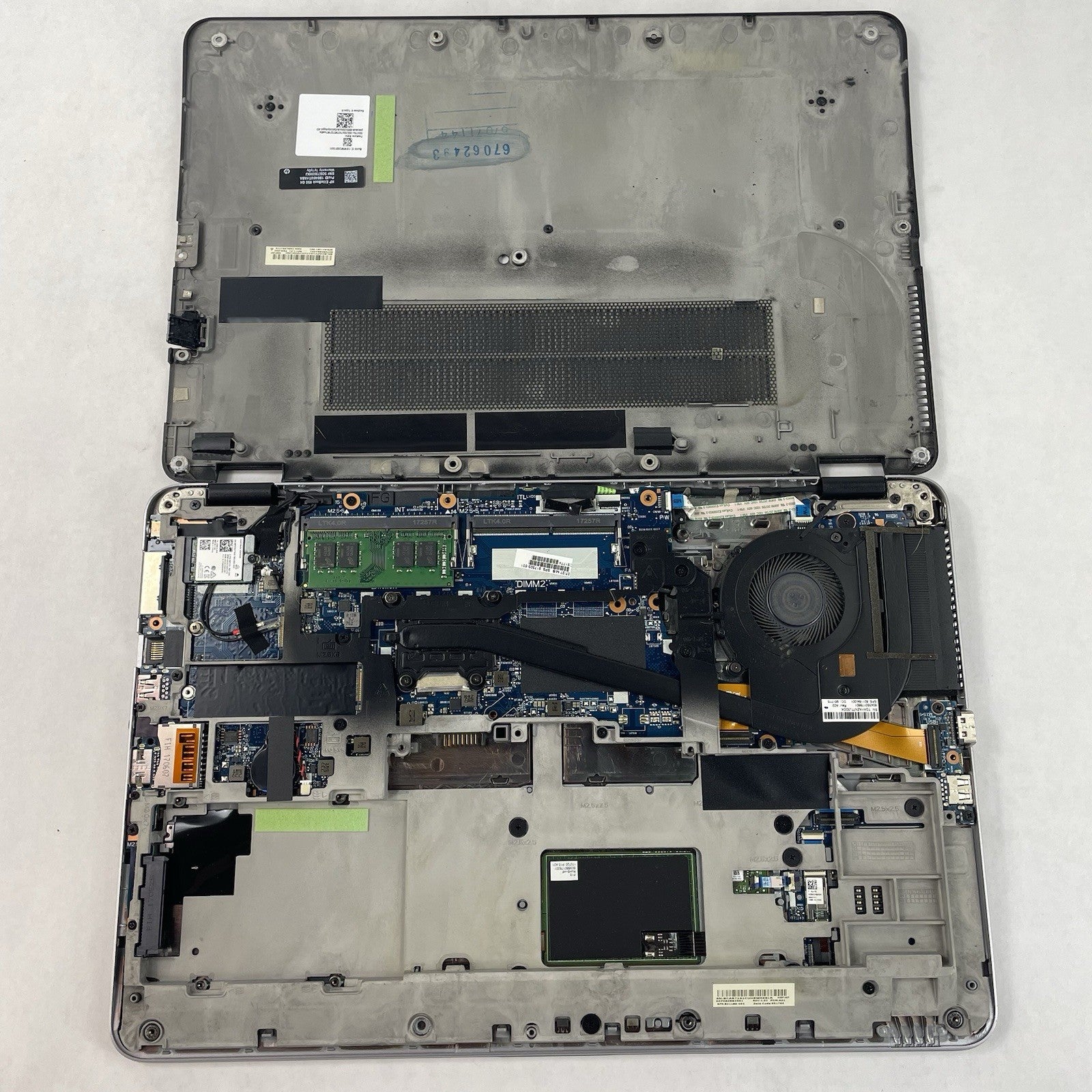 HP EliteBook 850 G4 15.6" i5-7200U 2.50 GHz 8 GB RAM No SSD/OS/AC/Battery16