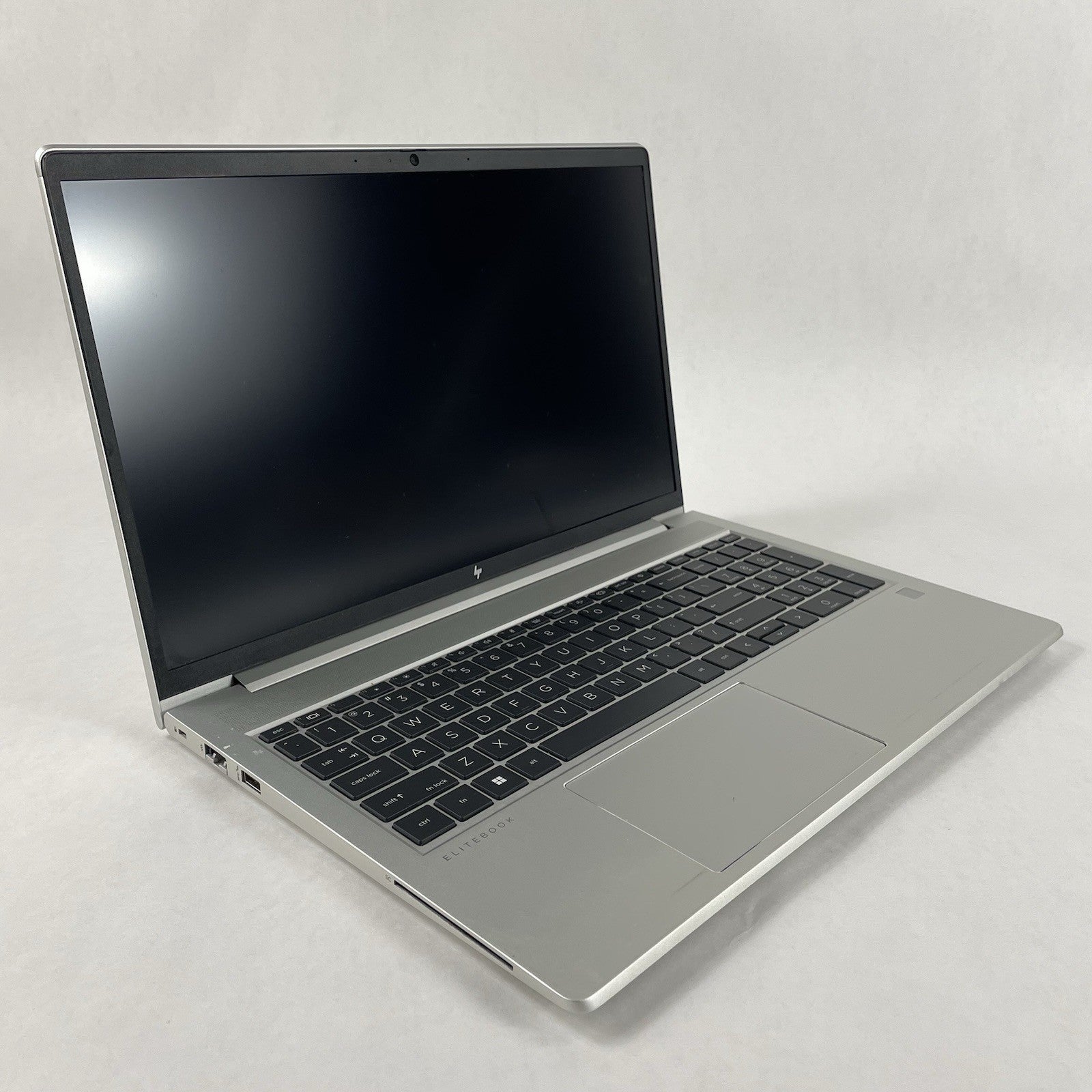 HP EliteBook 655 G10 15.6" AMD Ryzen 7 Pro 7730U 2GHz 8GB RAM No SSD/OS/AC- READ0