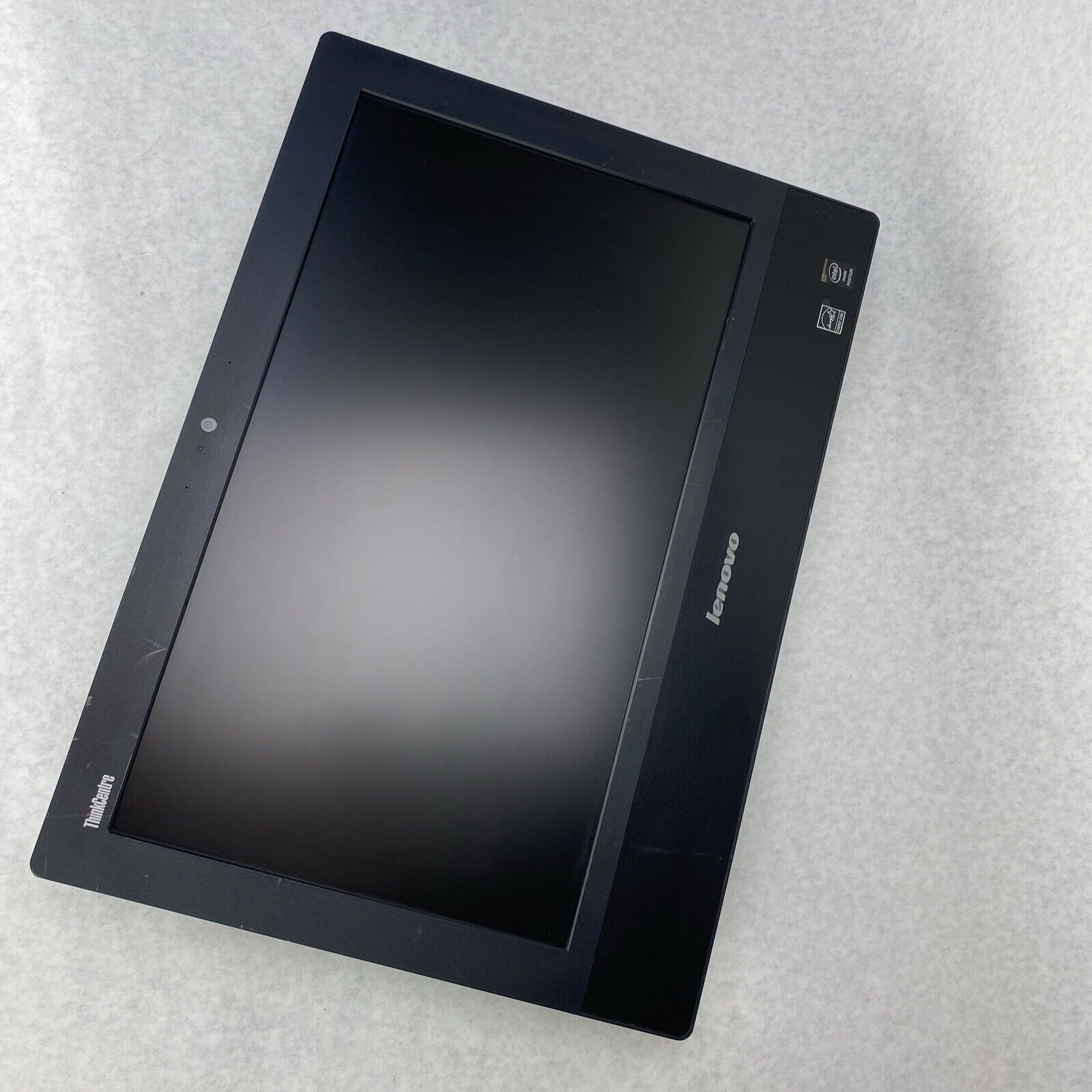 Lenovo ThinkCentre M73z 20" AIO Pentium G3220 3.0GHz 4GB RAM No Stand No HDD OS