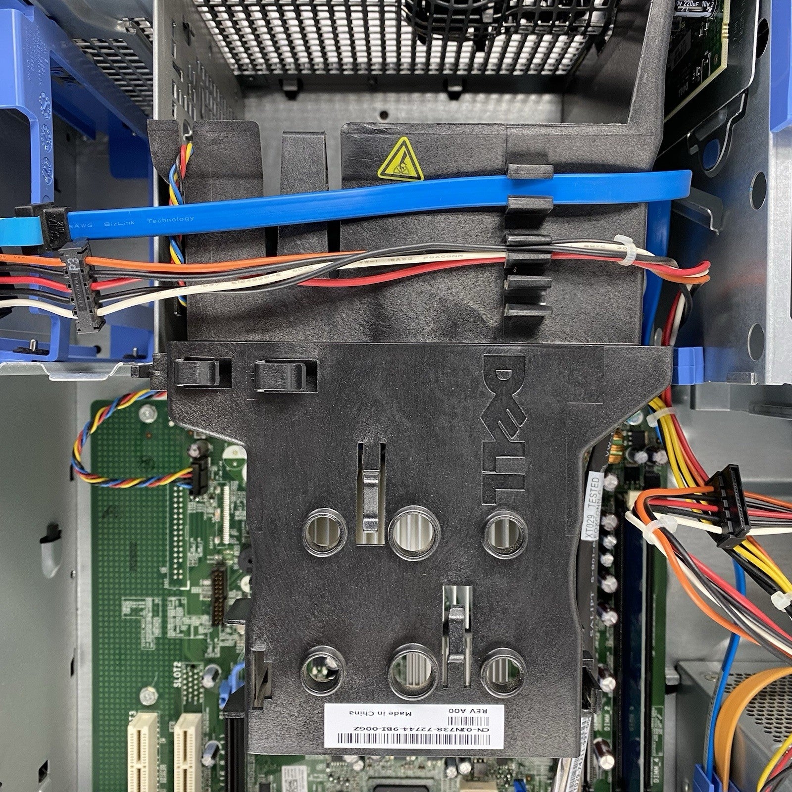 Dell OptiPlex 780 MT Intel Core 2 Duo E8400 3GHz 4GB RAM No HDD No OS