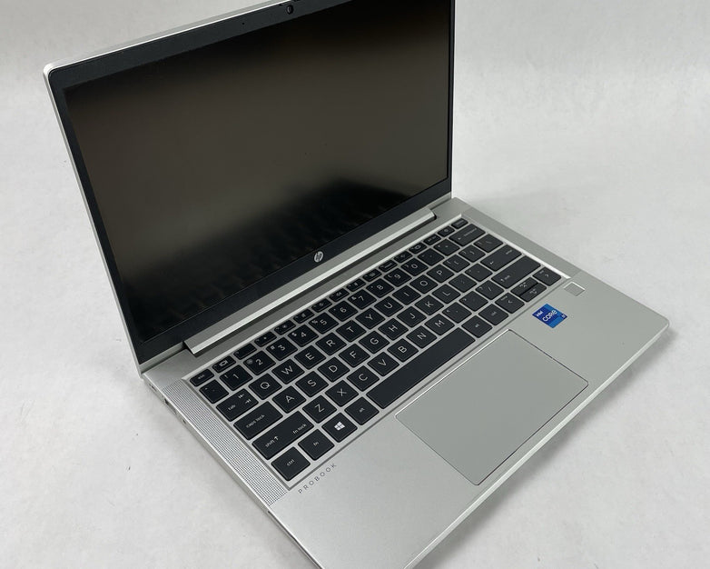 HP ProBook 630 G8 13.3" i7-1165G7 2.80 GHz 8 GB RAM No SSD/OS/AC