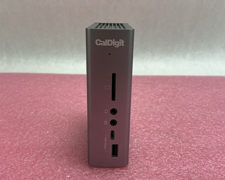 CalDigit Thunderbolt Station 3 Plus Silver Docking Station No AC Adapter