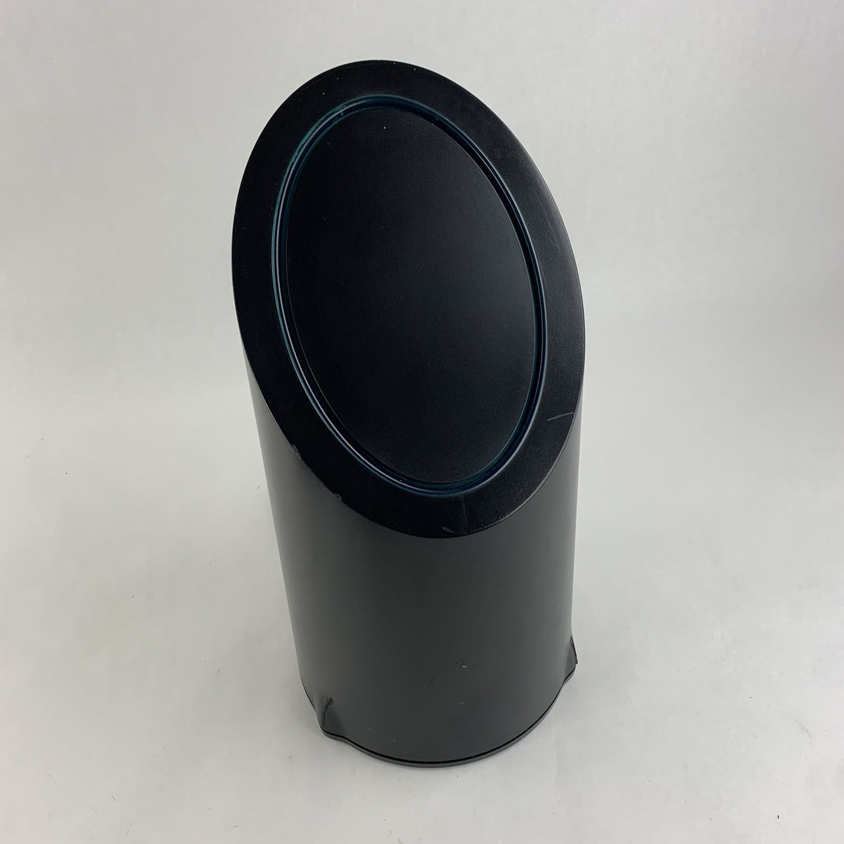 AirSource Model 3000 Portable Air Purification and Ionizer System - Powers On0