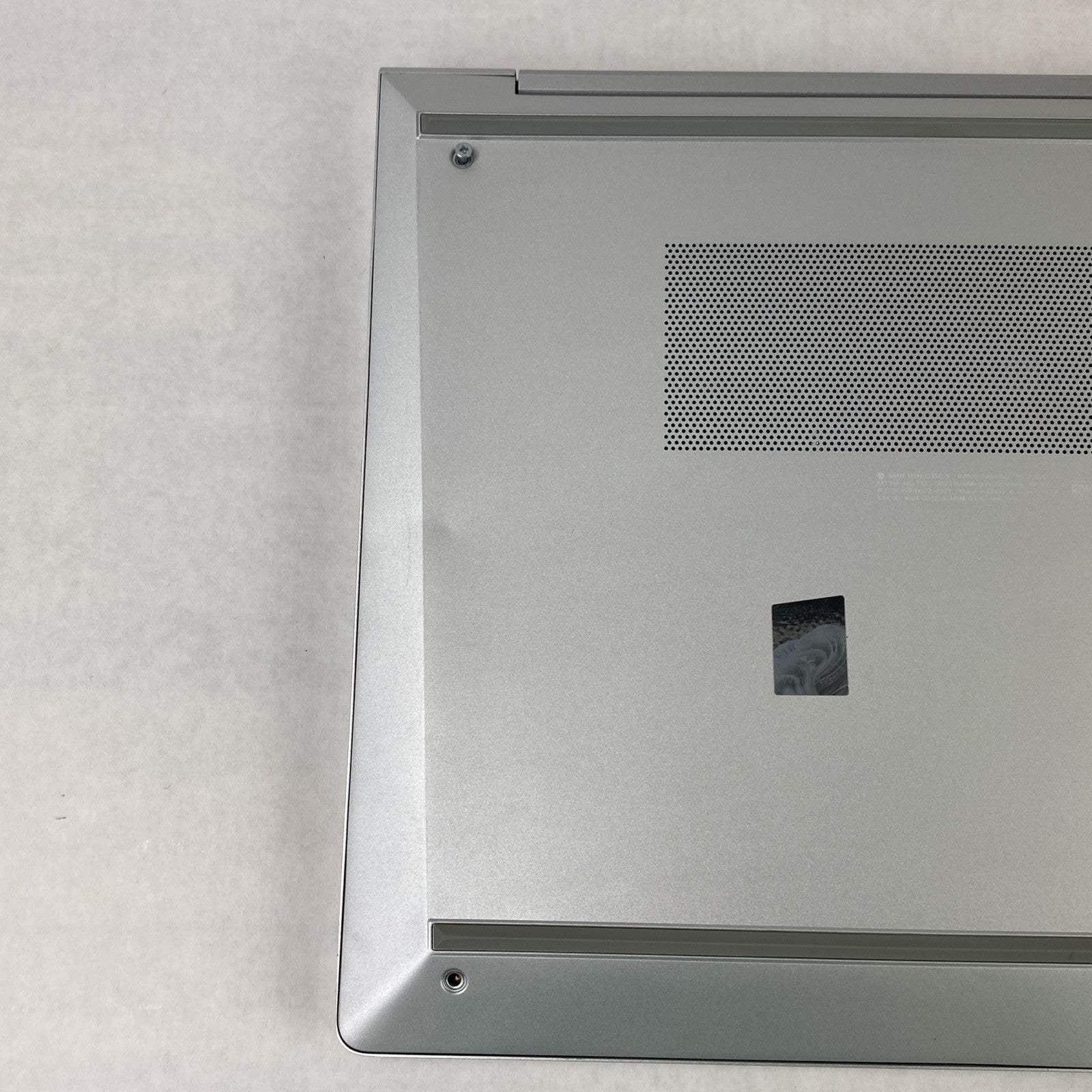 HP EliteBook 655 G9 AMD Ryzen 5 Pro 5675U 2.30GHz 8GB RAM 15.6" No HDD No OS