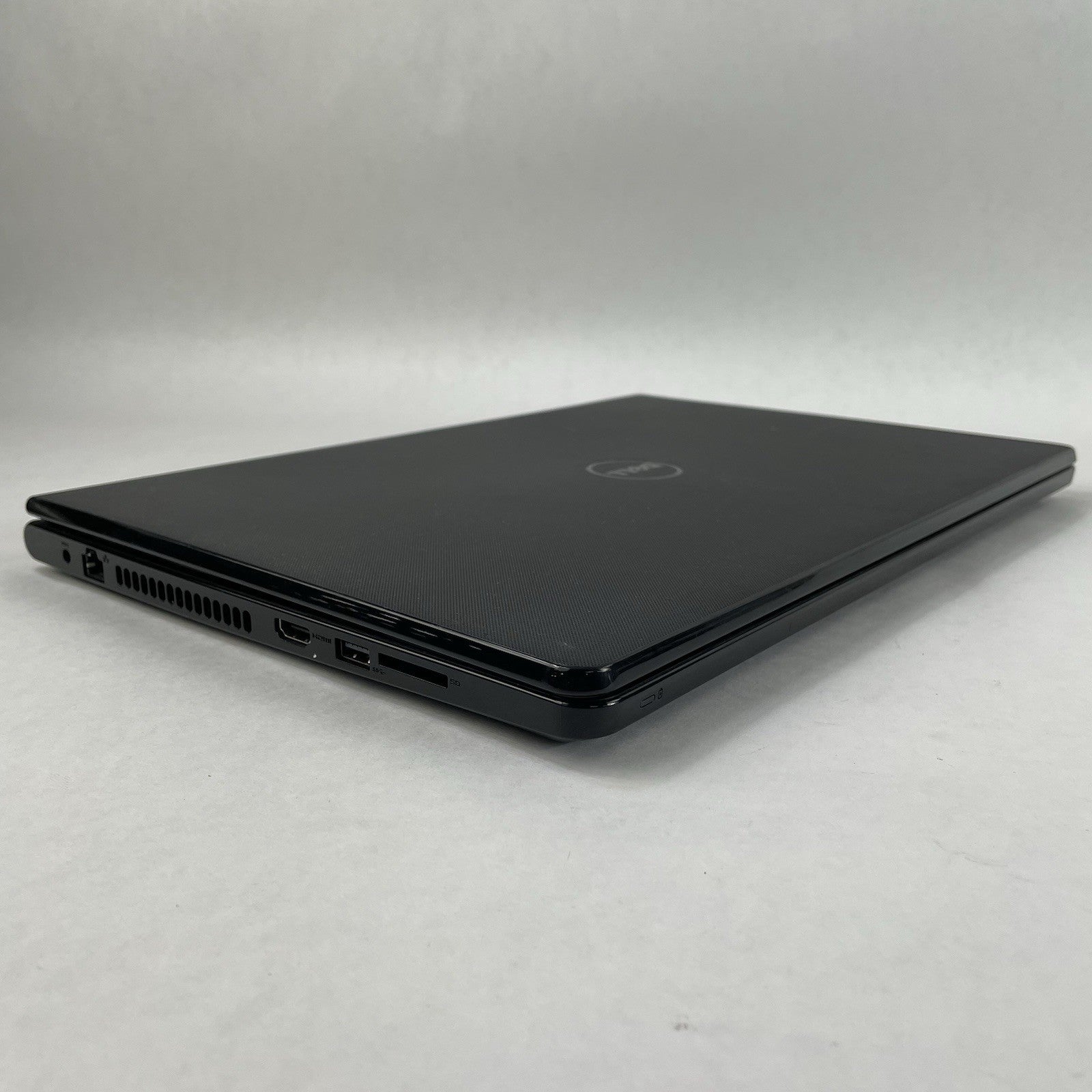 Dell Inspiron 5566 15.6" i5-7200U 2.50 GHz 8 GB RAM No SSD/OS/AC/Batt - Bad USB11