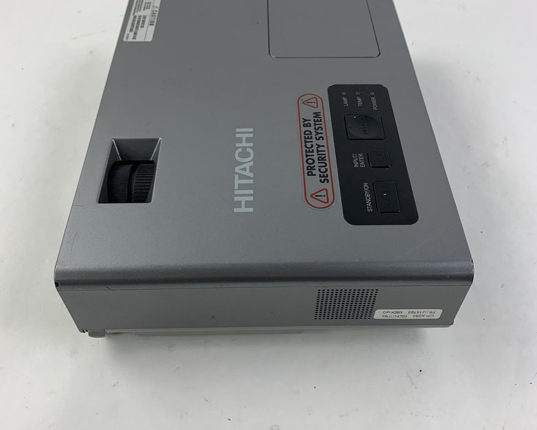 Hitachi CPX253 LCD Projector 17 Lamp Hours - No Remote