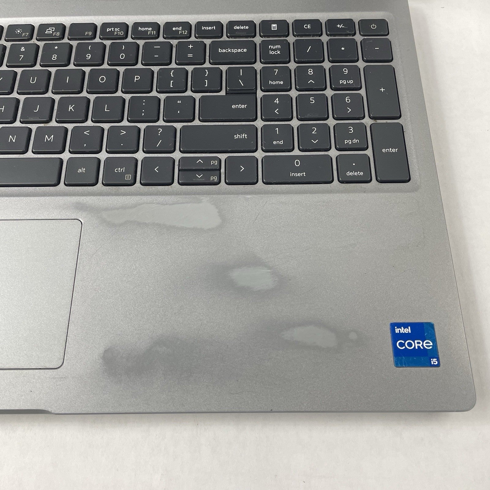 Dell Latitude 5520 15.6" i5-1135G7 2.40 GHz 8 GB RAM No SSD/OS/AC/Batt - Worn2