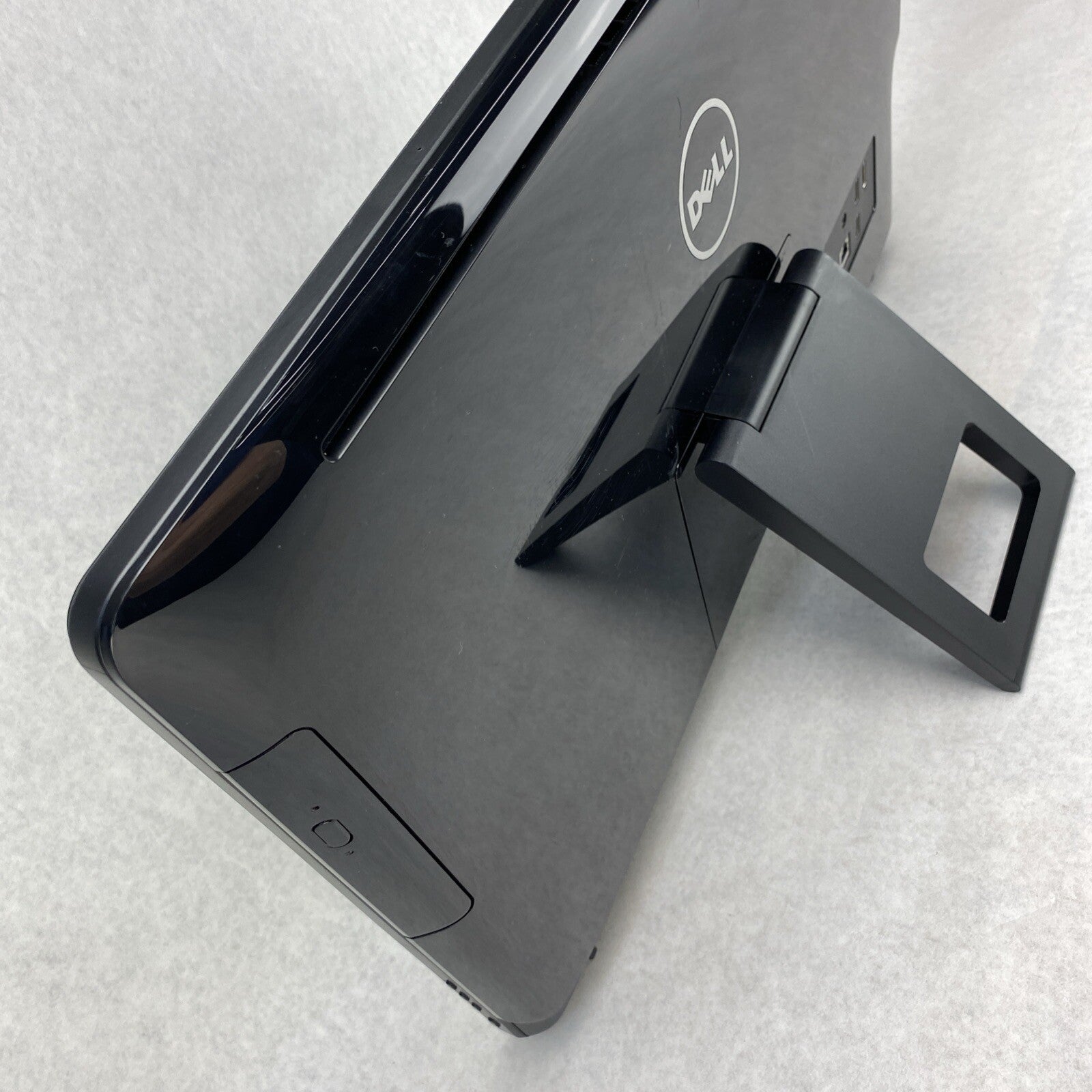 Dell Inspiron 22-3265 21.5" Touch  AIO AMD E2-7110 1.80GHz 4GB RAM No HDD OS