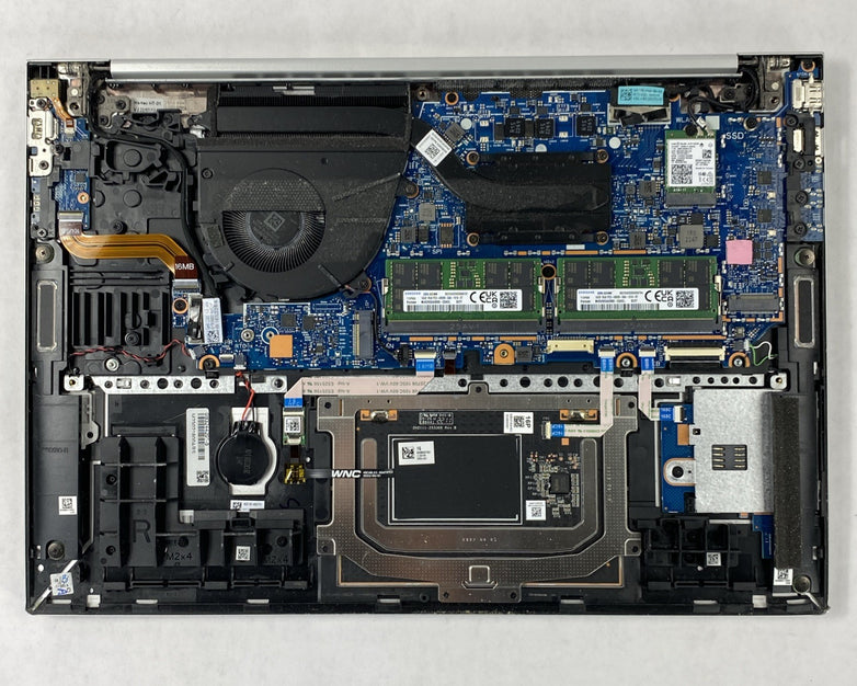 HP EliteBook 860 G9 16" Core i5-1245U 3.96 GHz 32 GB RAM No SSD No OS