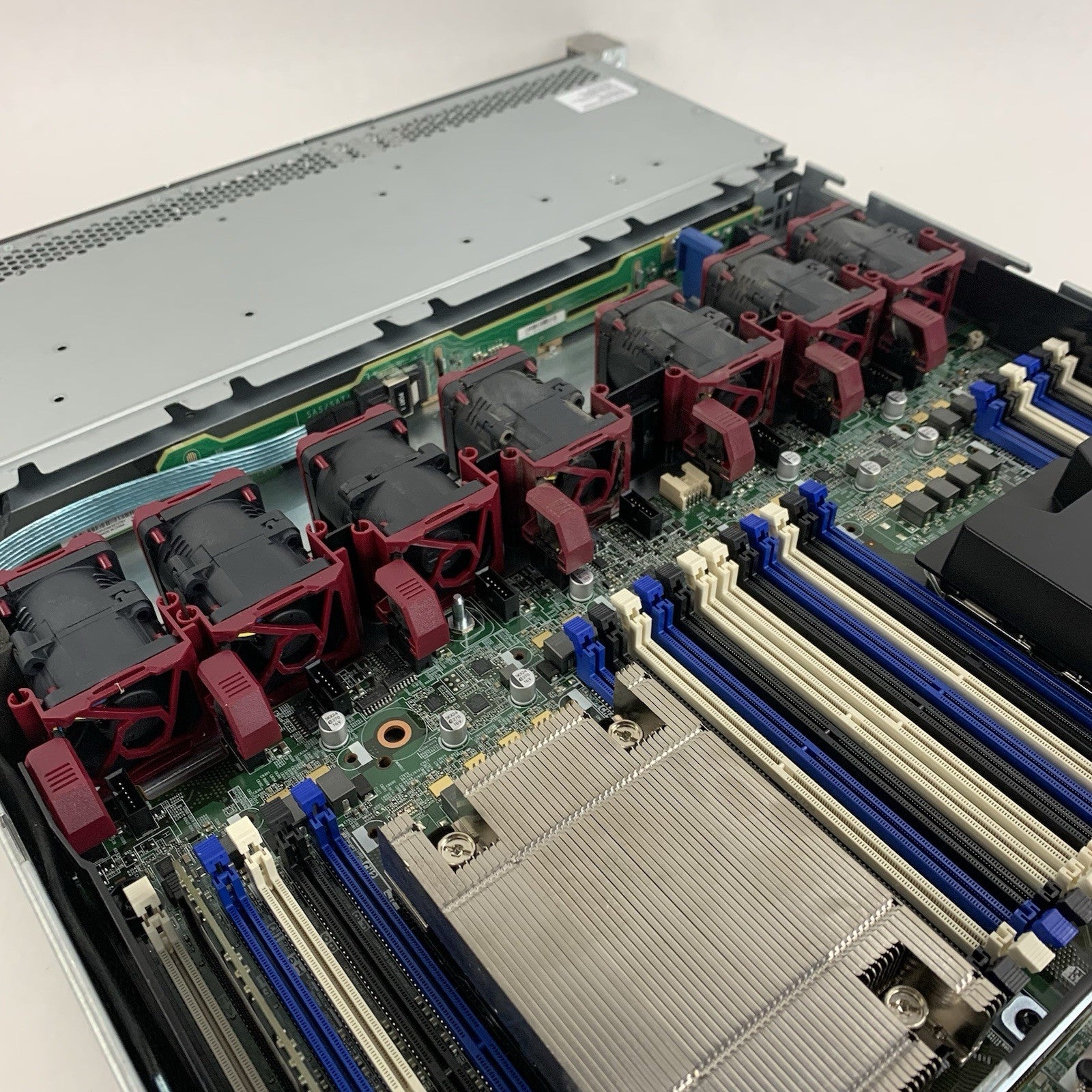 HP ProLiant DL360 Gen9 Server Intel Xeon E5-2620V4 2.1 GHz P440ar No OS No HDD10