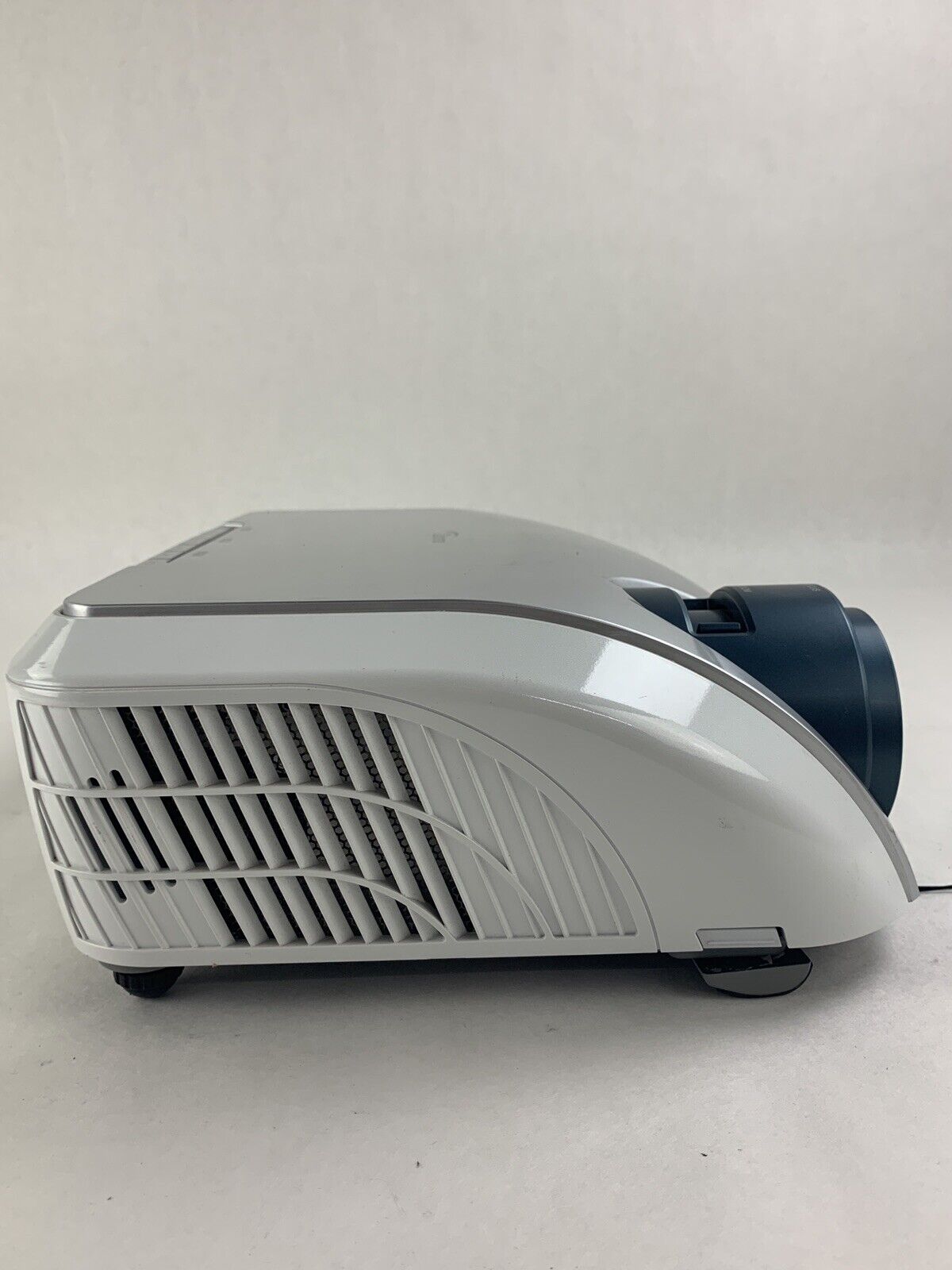 Optoma EP910 HD 720P 1400x1050 Resolution DLP Projector 3500 Lumens Tested