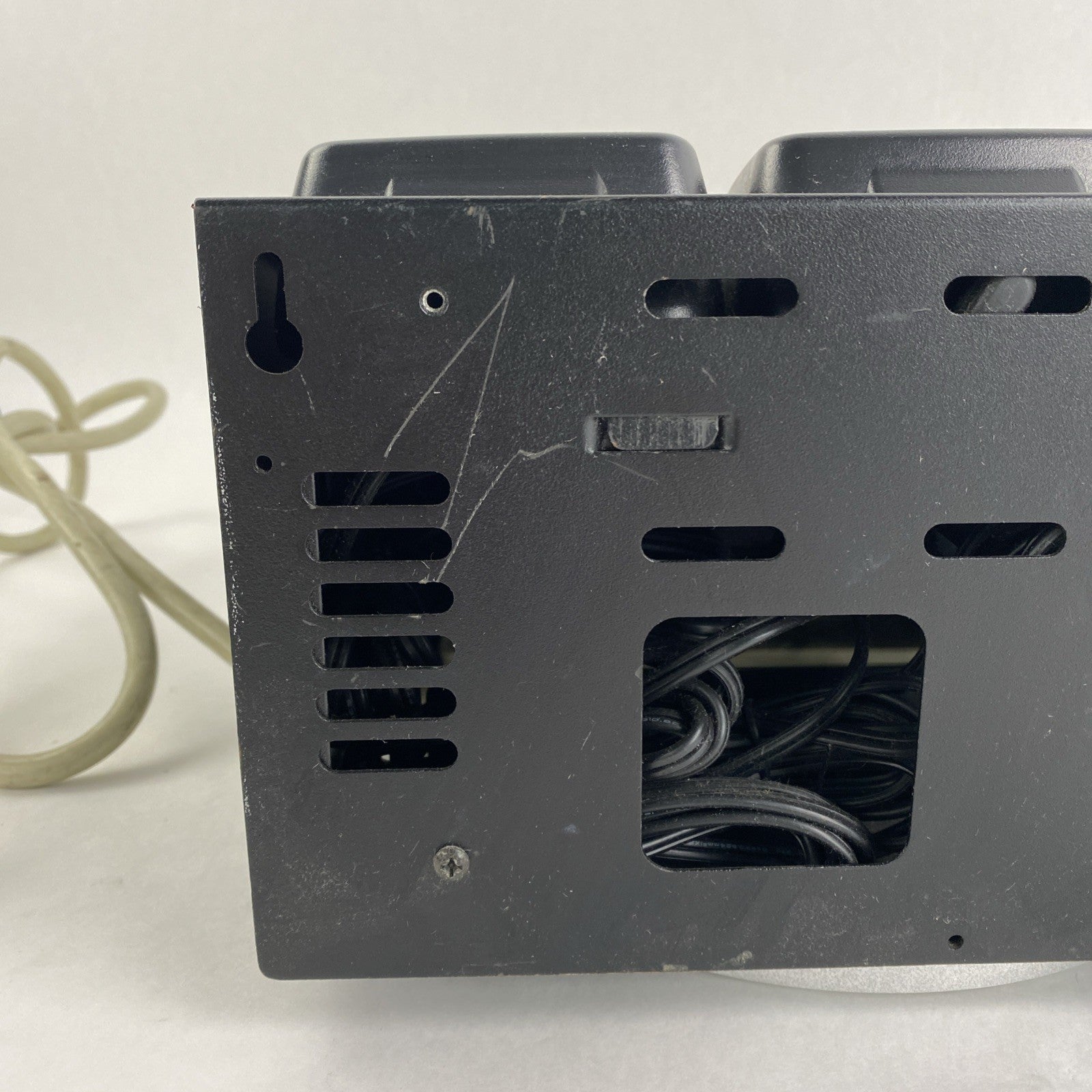 Kenwood KMB-25 Multi Charger Station6