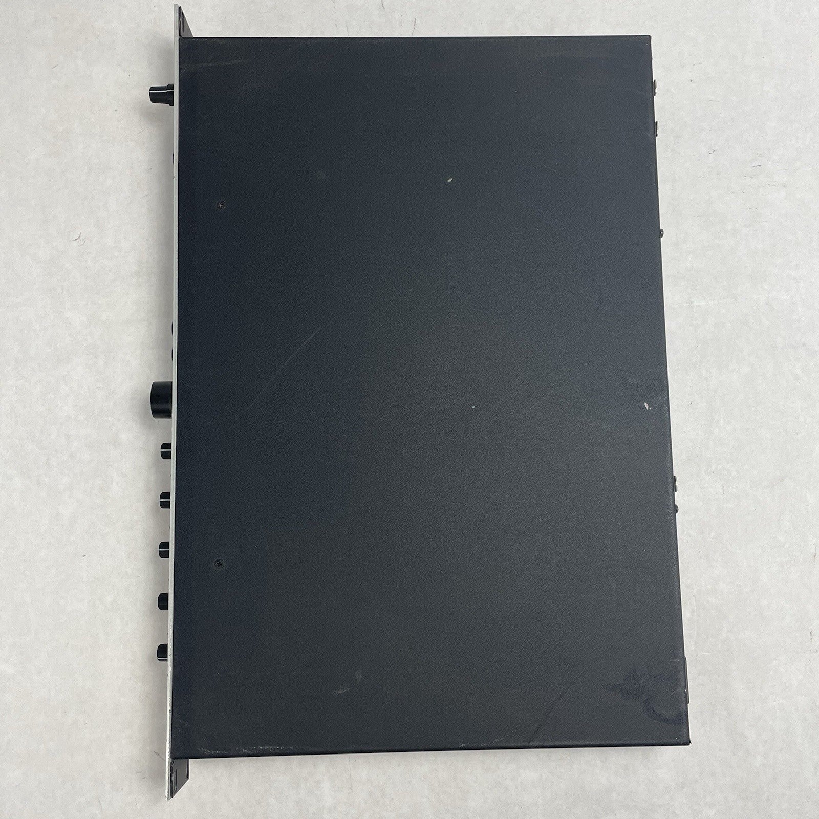 Klark Teknik DN-8000 Speaker Processor Tested For Parts11