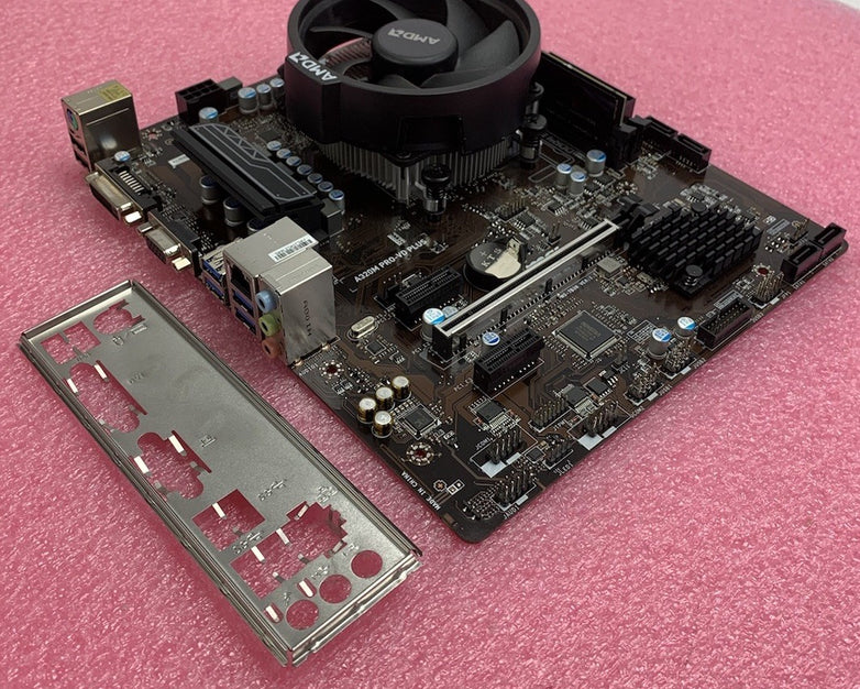 MSI MS-7B38 Ver: 1.1 Motherboard Ryzen 3 2200G 3.5GHz 8GB RAM w/ Shield