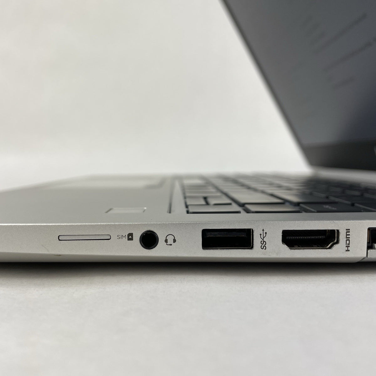 HP mt45 14" Ryzen 3 Pro 3300U 2.10 GHz 4 GB RAM No SSD/OS/AC8
